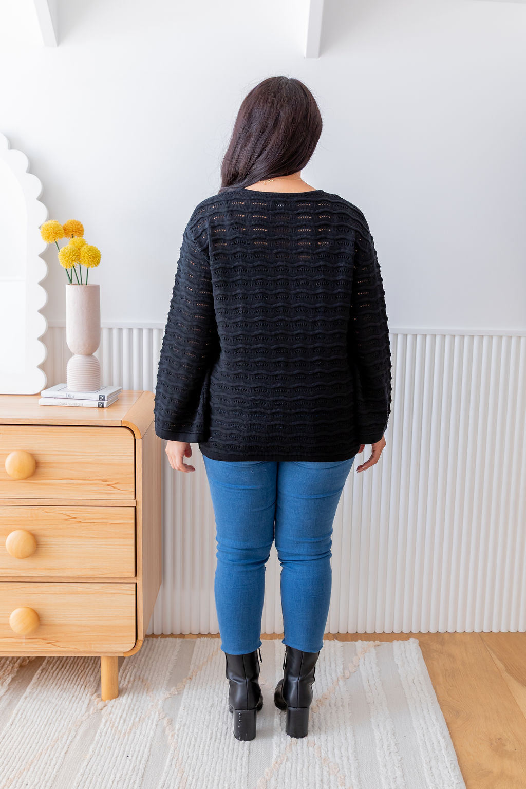 Black Waves Knit Sweater - Soft & Stylish Women's Pullover for Casual Wear & Layering