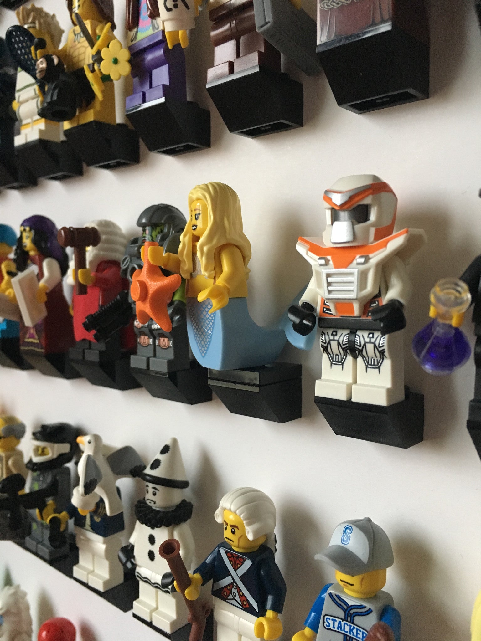 Collector Edition Large Display Frame for 112 Lego® Minifigures - Perfect for Showcasing & Organizing Your Lego Collection at Home or Office