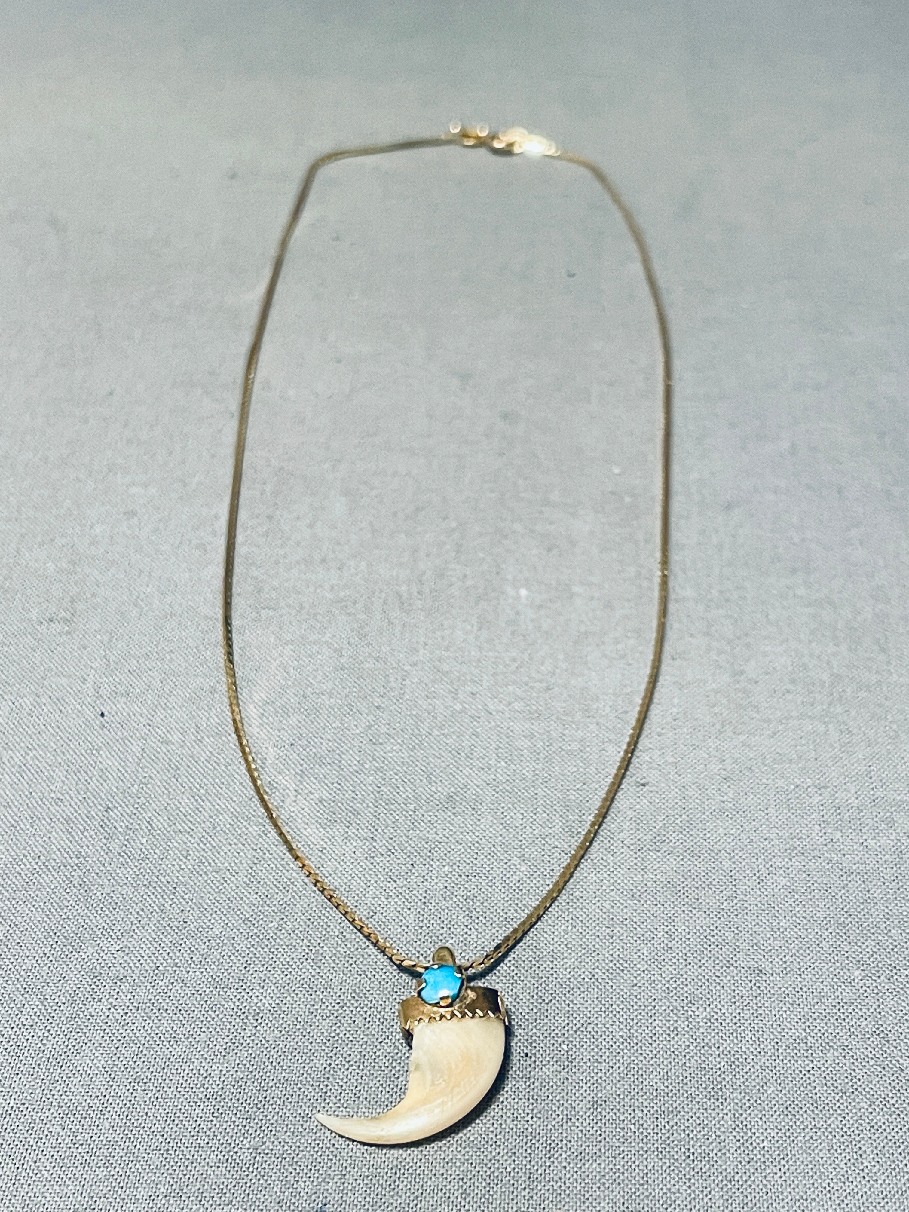 14K Gold Vintage Native American Navajo Turquoise Necklace - Handmade Southwest Jewelry for Women - Perfect for Boho, Festival & Everyday Wear
