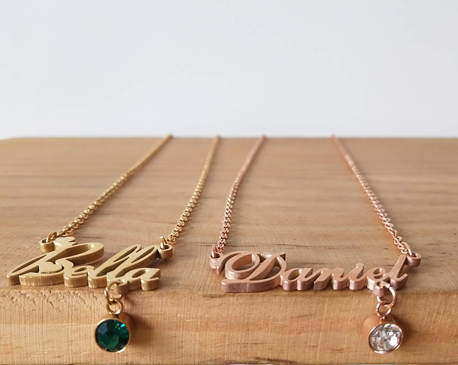 Custom Personalized Name Necklace for Women - Engraved Any Name Jewelry - Perfect Birthday, Anniversary & Valentine's Day Gift - Ideal for Everyday Wear & Special Occasions