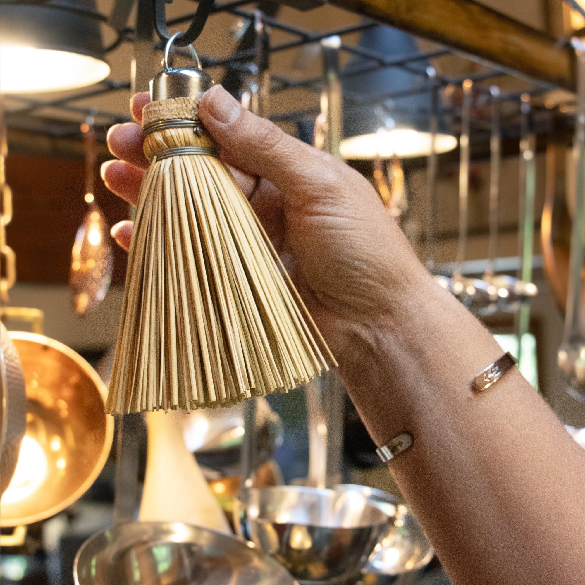 Straw Broom Poke Cake Tester - Decorative Baking Tool for Cakes, Cupcakes & Desserts | Unique Kitchen Accessory for Home Bakers & Party Decor