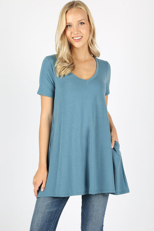 Women's Short Sleeve V-Neck T-Shirt with Pockets - Casual Comfort Top for Everyday Wear, Work & Weekend Outings