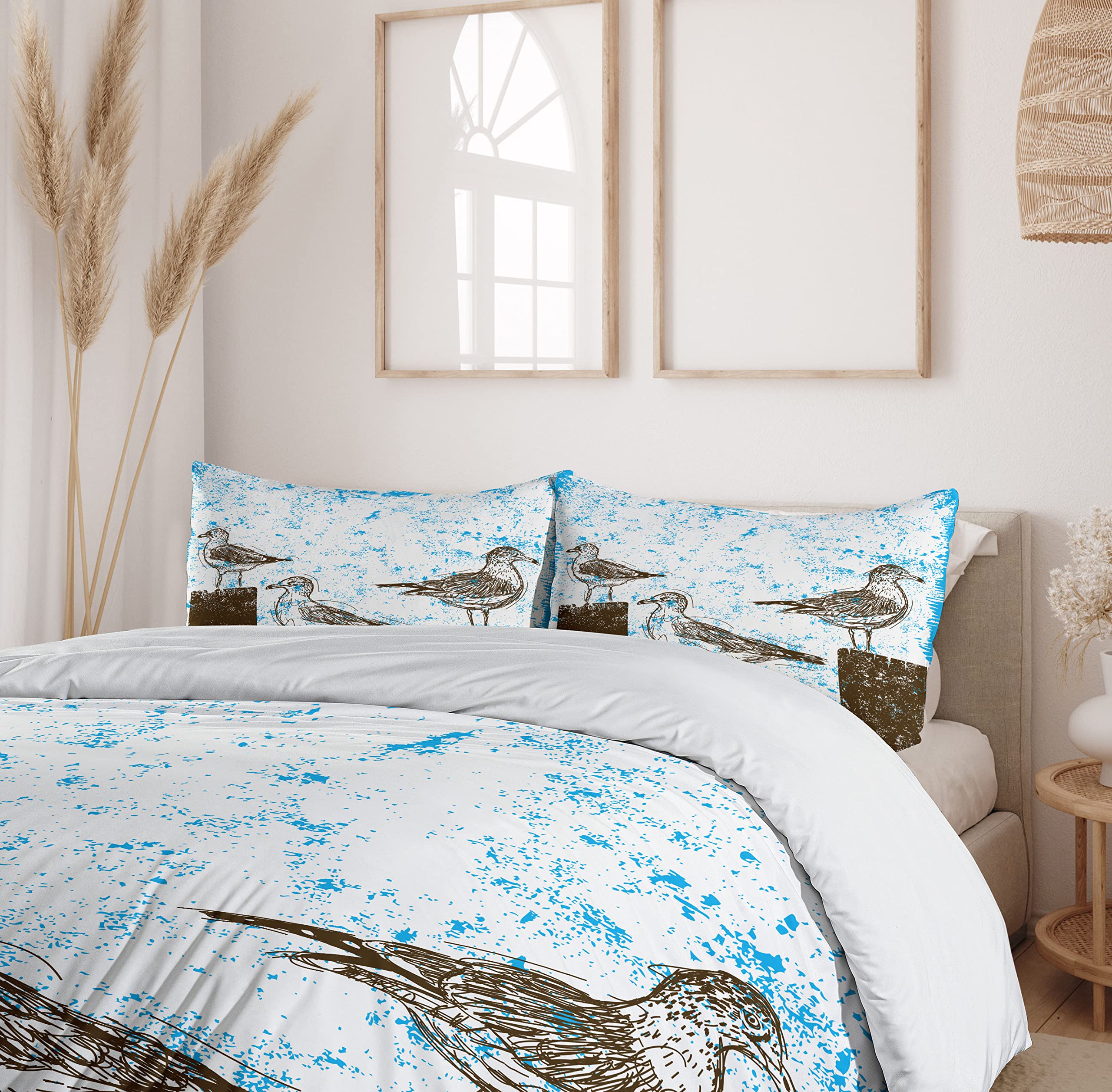 Ambesonne Seagulls Duvet Cover Set - Queen Size Blue White Brown Abstract Print 3-Piece Bedding with 2 Pillow Shams | Coastal Nautical Beach House Decor for Master Bedroom, Guest Room & Vacation Homes
