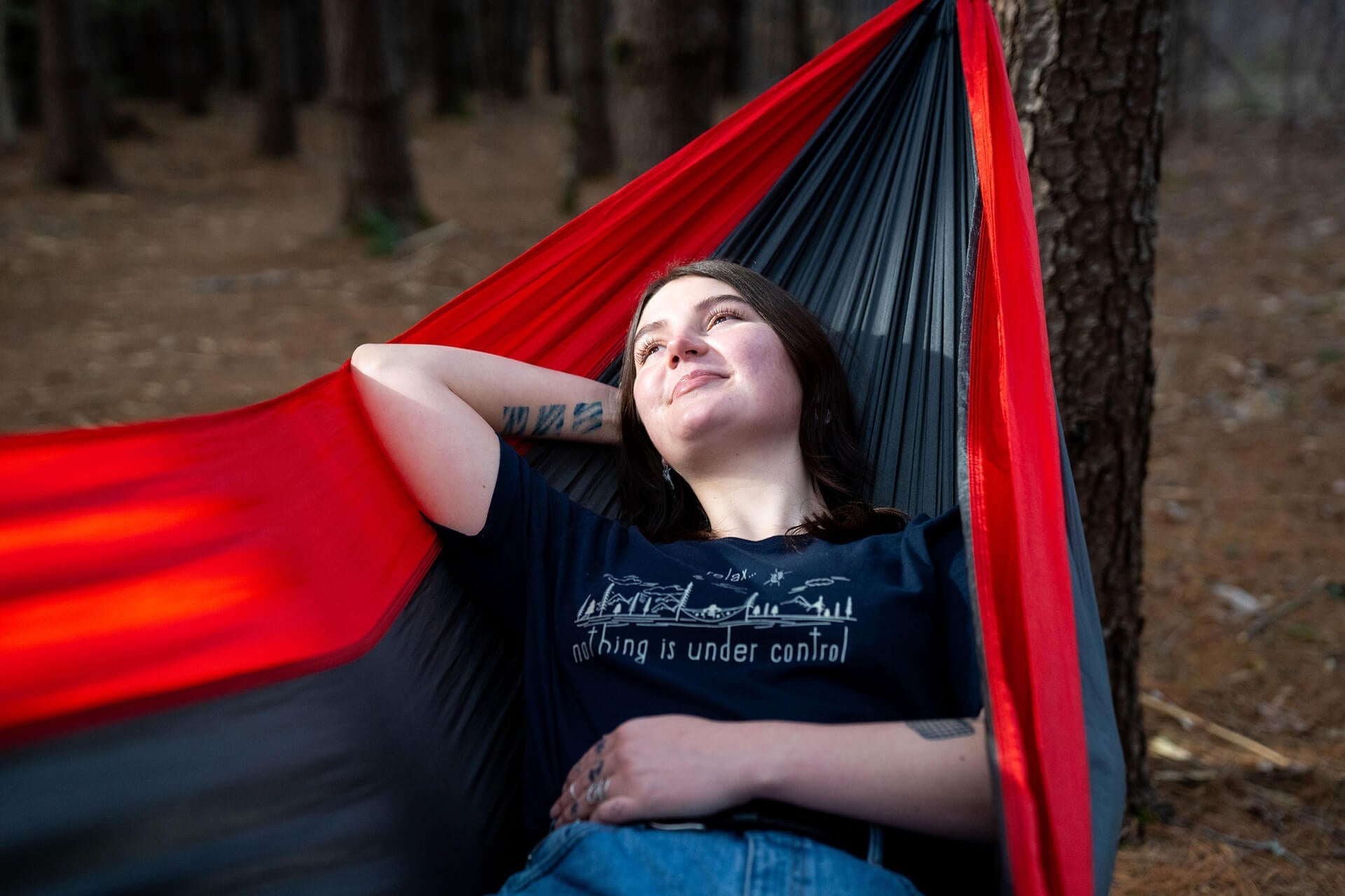 SingleNest® Hammock - Lightweight Portable Camping Hammock for Outdoor Adventures, Backpacking, Travel & Relaxation in Parks, Beaches or Backyard