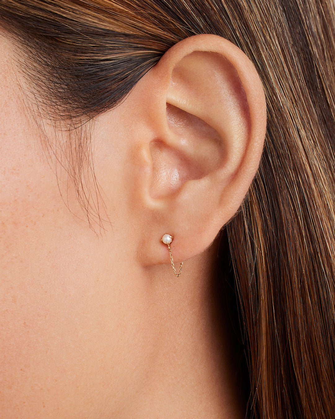 Pearl Newport Chain Huggie Earrings - Elegant Pearl Drop Earrings for Women, Perfect for Weddings, Parties & Everyday Wear