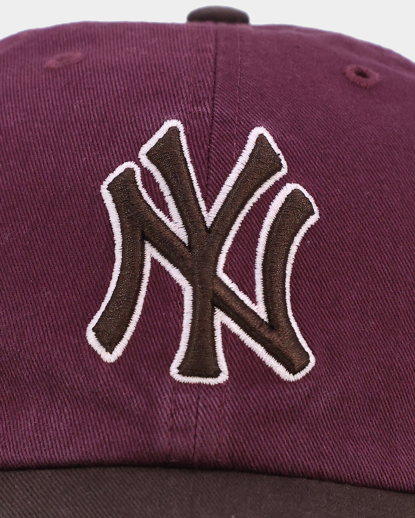 47 Brand New York Yankees 'Bacon Me Crazy' Snapback Hat - Dark Maroon/Brown Adjustable Strapback Cap for Baseball Fans & Streetwear Fashion