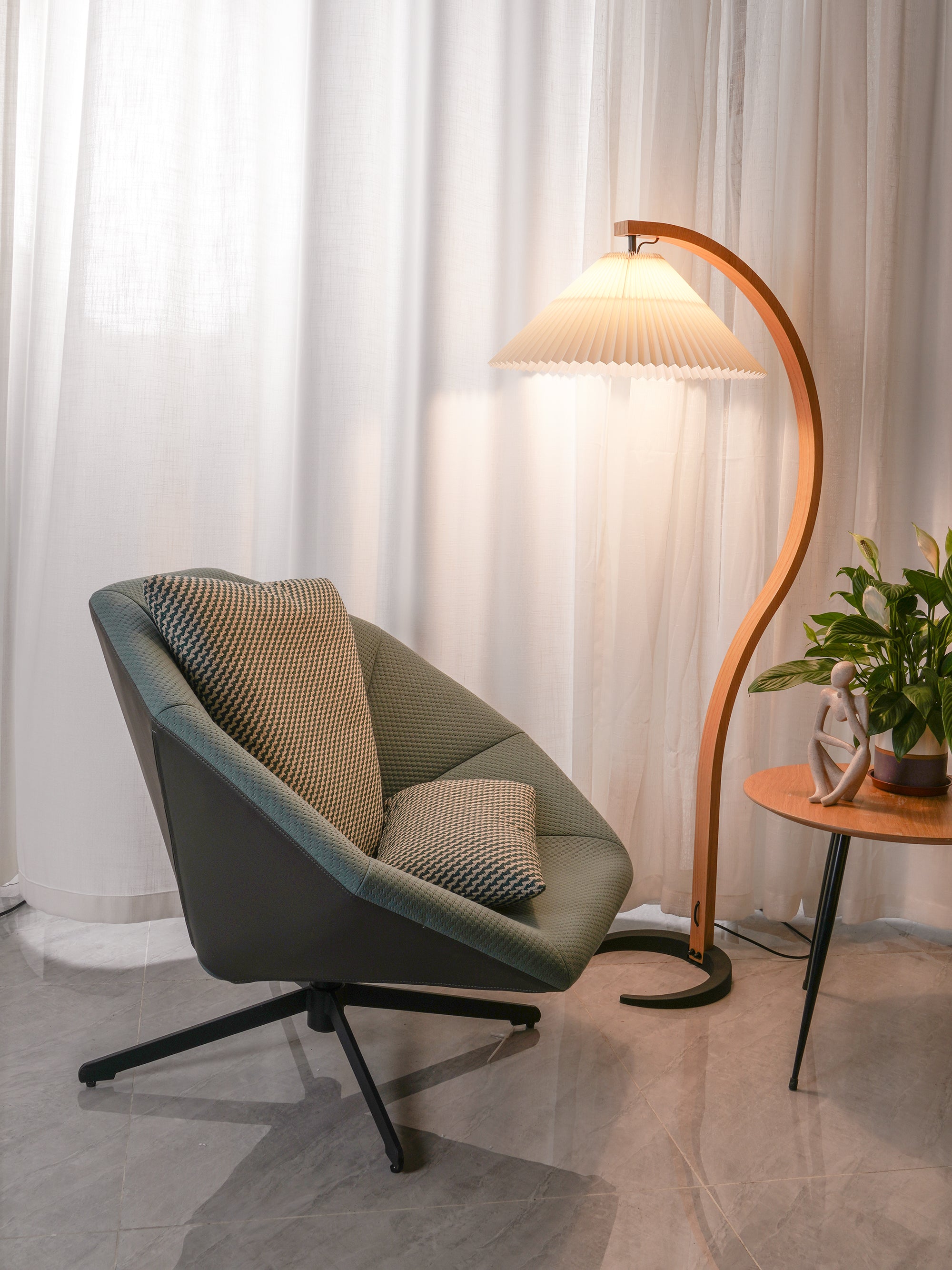 Modern Caprani Floor Lamp - Adjustable LED Standing Light for Living Room, Bedroom & Office - Warm White & Cool White Dimmable Lighting - Perfect for Reading, Relaxing & Decor
