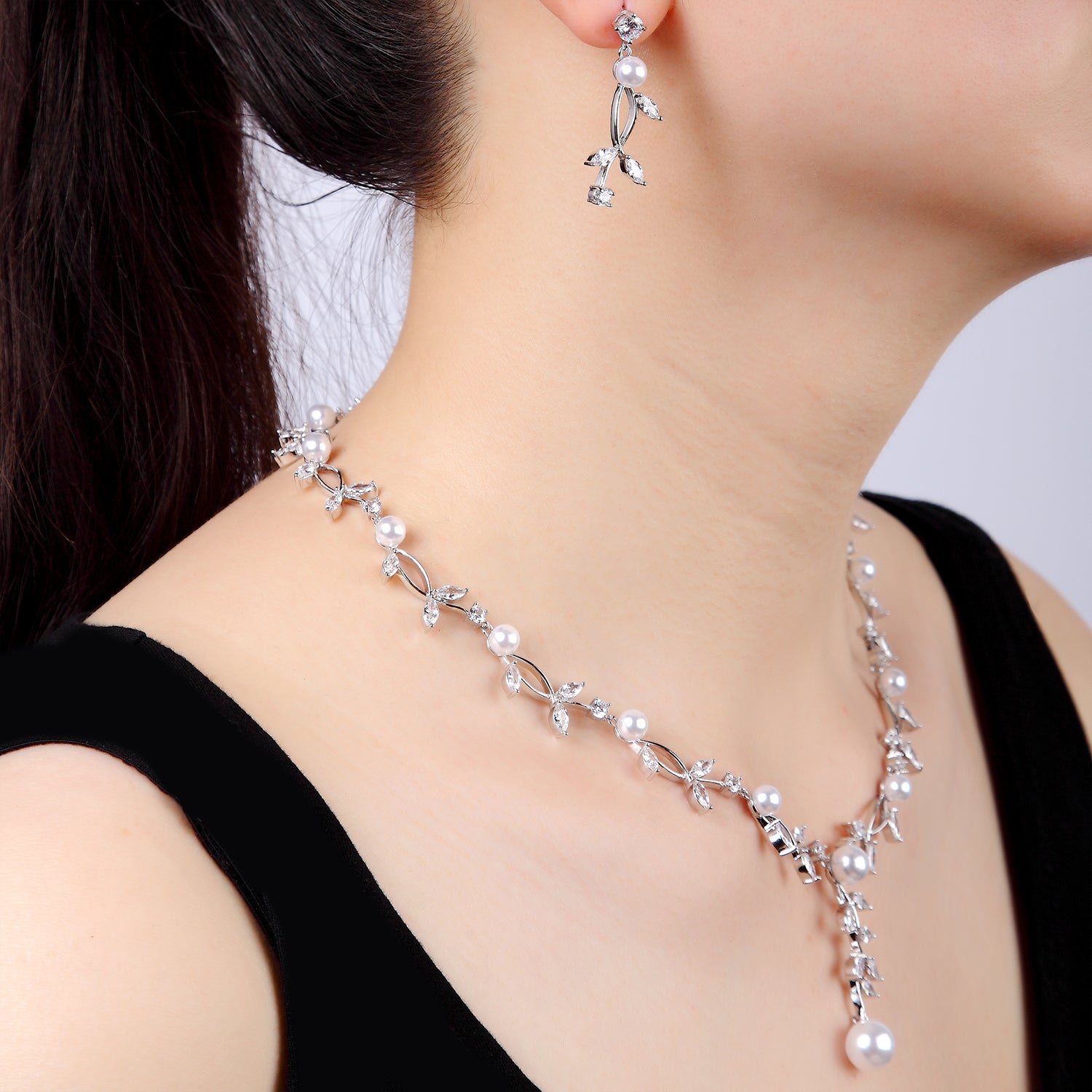 Elegant Cubic Zirconia Bridal Jewelry Set - Wedding Necklace & Earrings CN10252 | Perfect for Bridal Shower, Wedding Ceremony and Anniversary Gifts