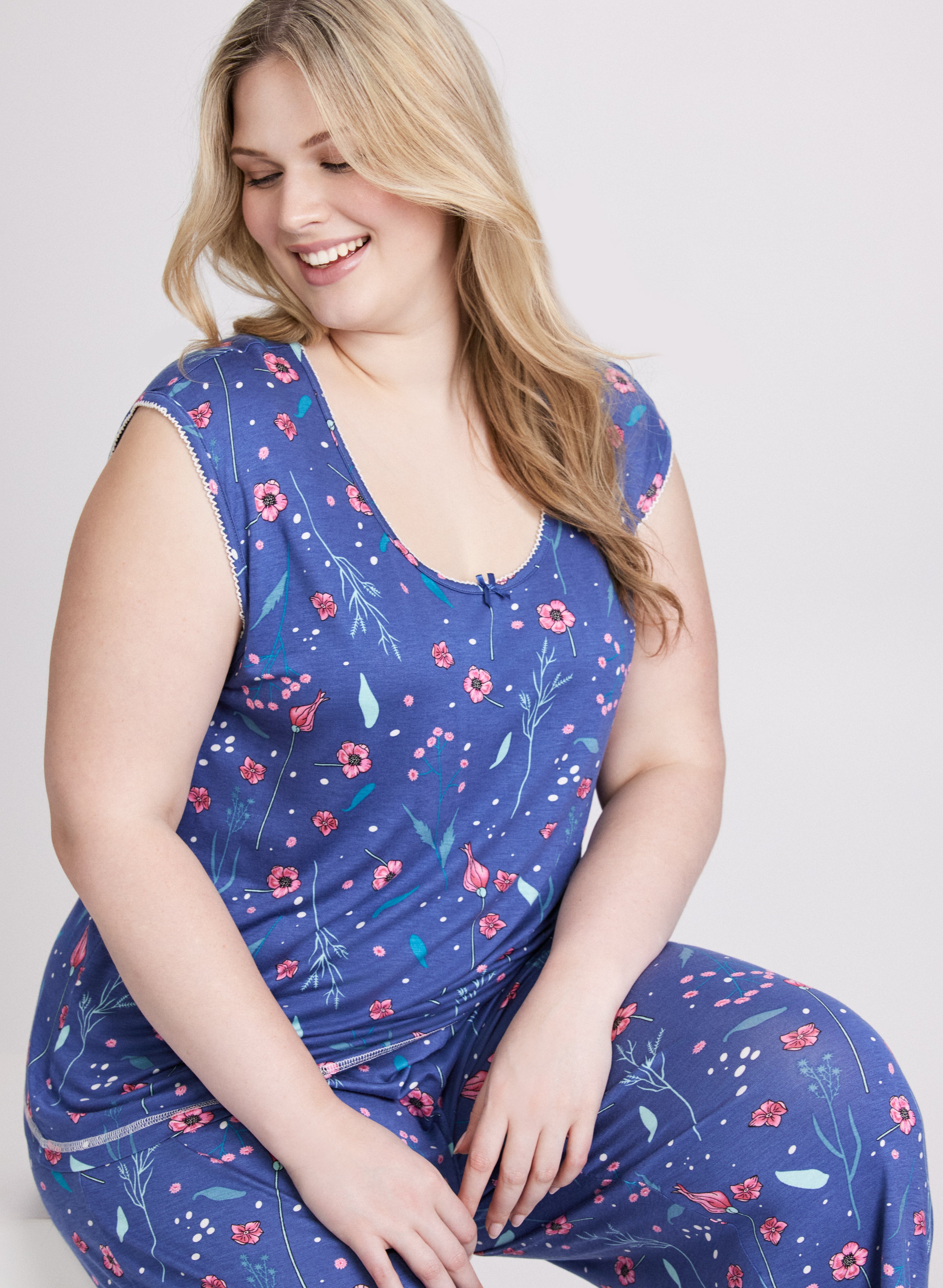 Floral Print Pajama Set for Women - Soft Cotton Sleepwear with Comfortable Fit - Perfect for Lounging, Sleeping & Relaxing at Home