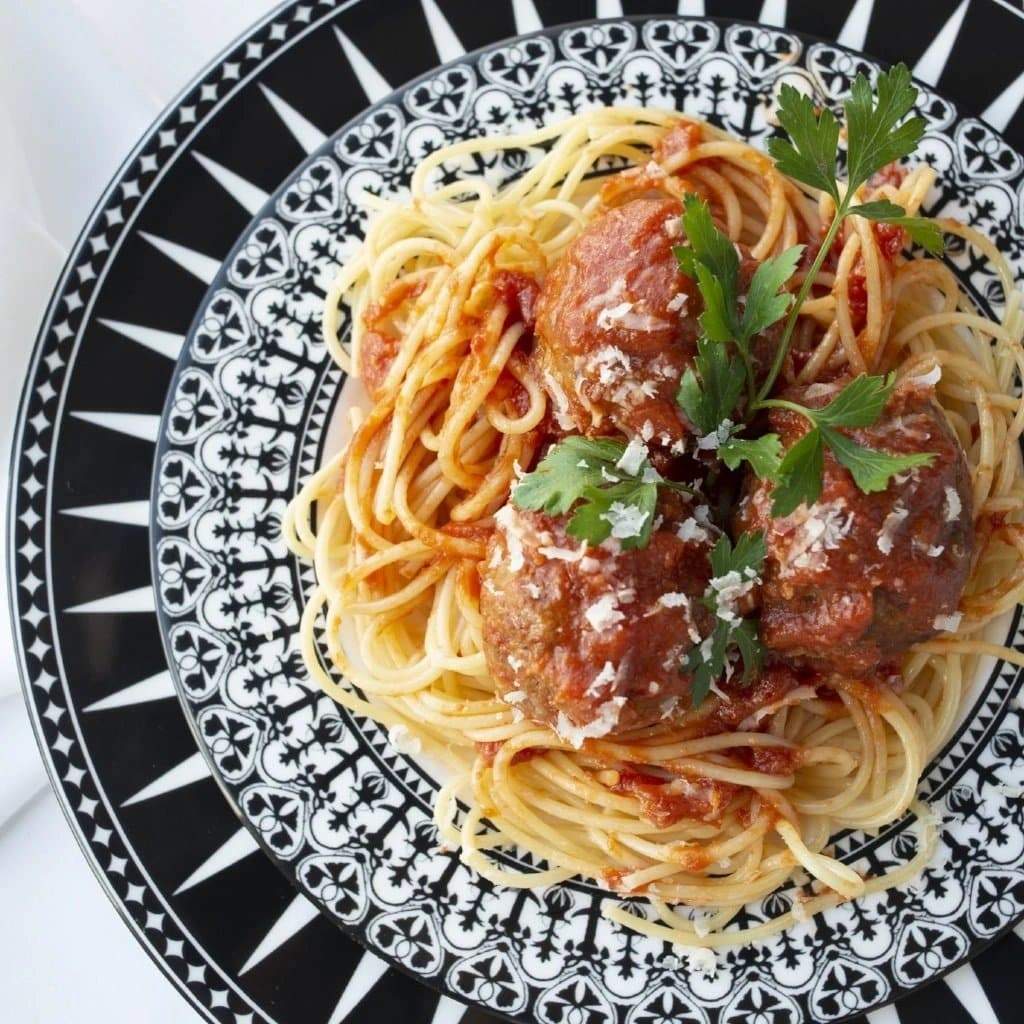 Premium Black Burst Bone China Dinner Plates - Elegant 12-Piece Set for Fine Dining & Formal Occasions - Perfect for Weddings, Anniversaries & Upscale Dinner Parties