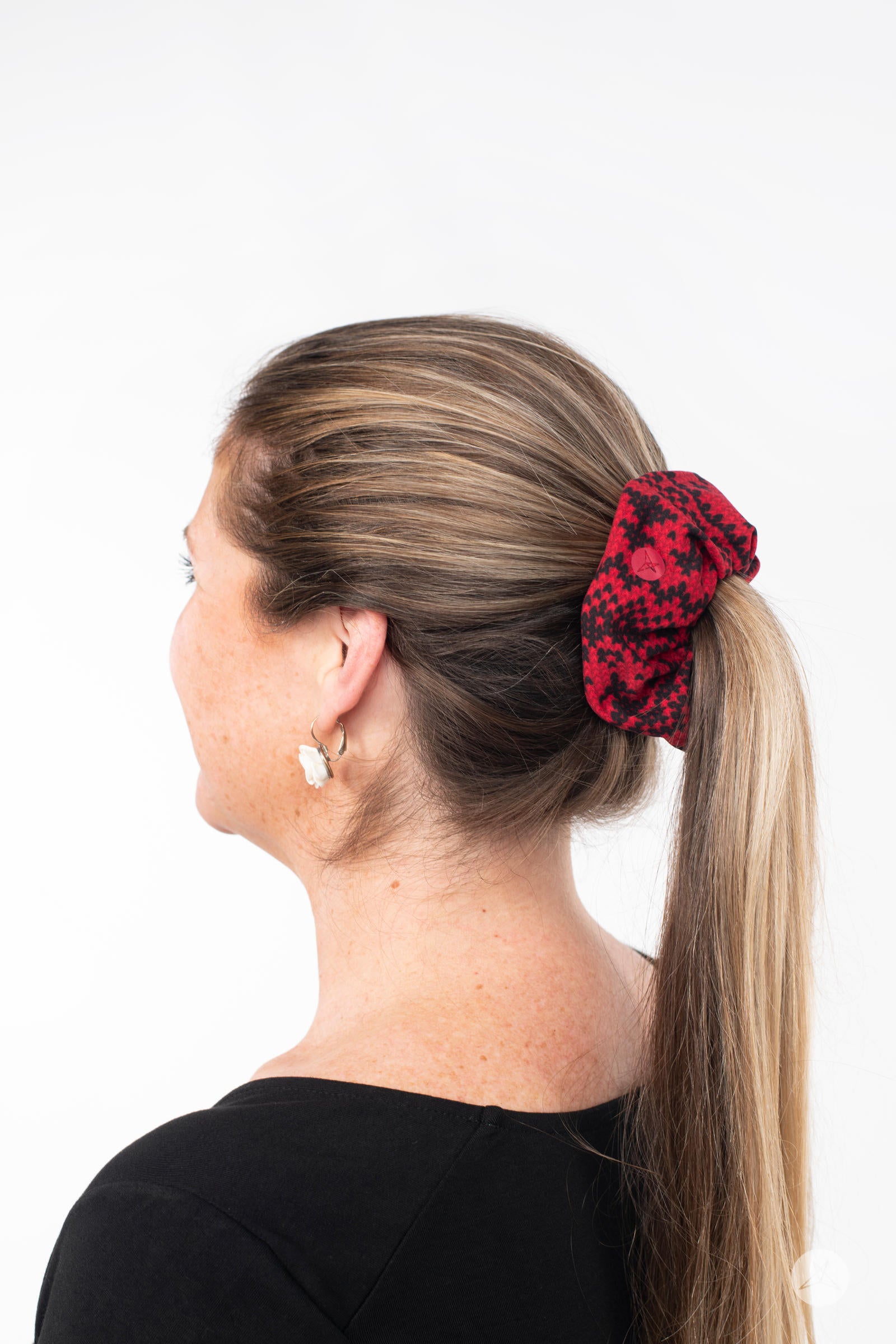 Santa's Sweater Scrunchie Hair Tie - Festive Christmas Hair Accessories for Women & Girls - Perfect for Holiday Parties, Gift Exchanges & Ugly Sweater Contests