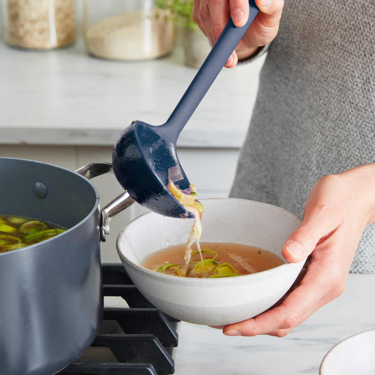 Premium Platinum Silicone Kitchen Utensil Set - 7-Piece Non-Stick Cooking Tools (Gray) | Ideal for Baking, Cooking & Non-Stick Pans | Dishwasher Safe & Heat Resistant