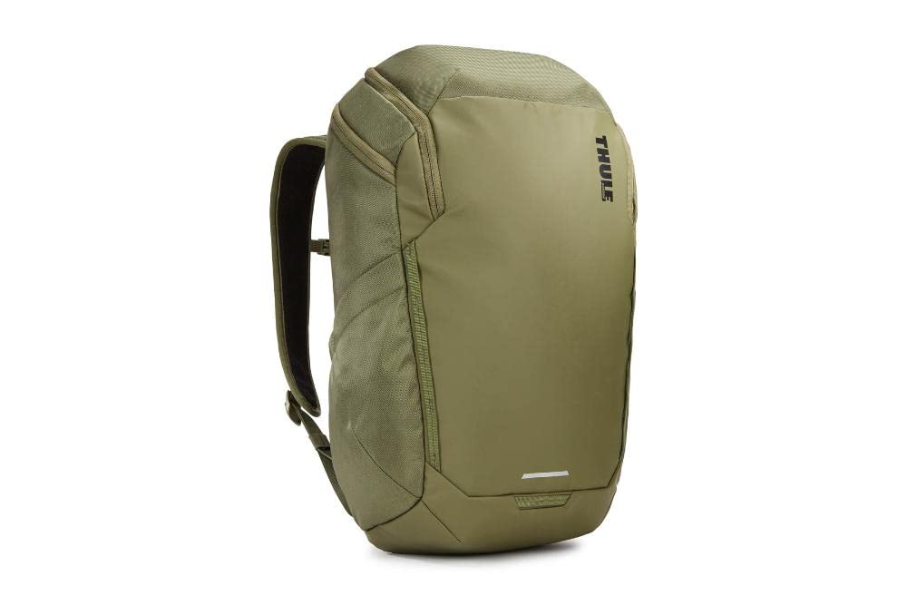 Thule Chasm 26L Backpack - Lightweight Hiking & Travel Daypack for Men & Women, Durable Water-Resistant Olivine Green, Perfect for Outdoor Adventures, Commuting & Daily Use