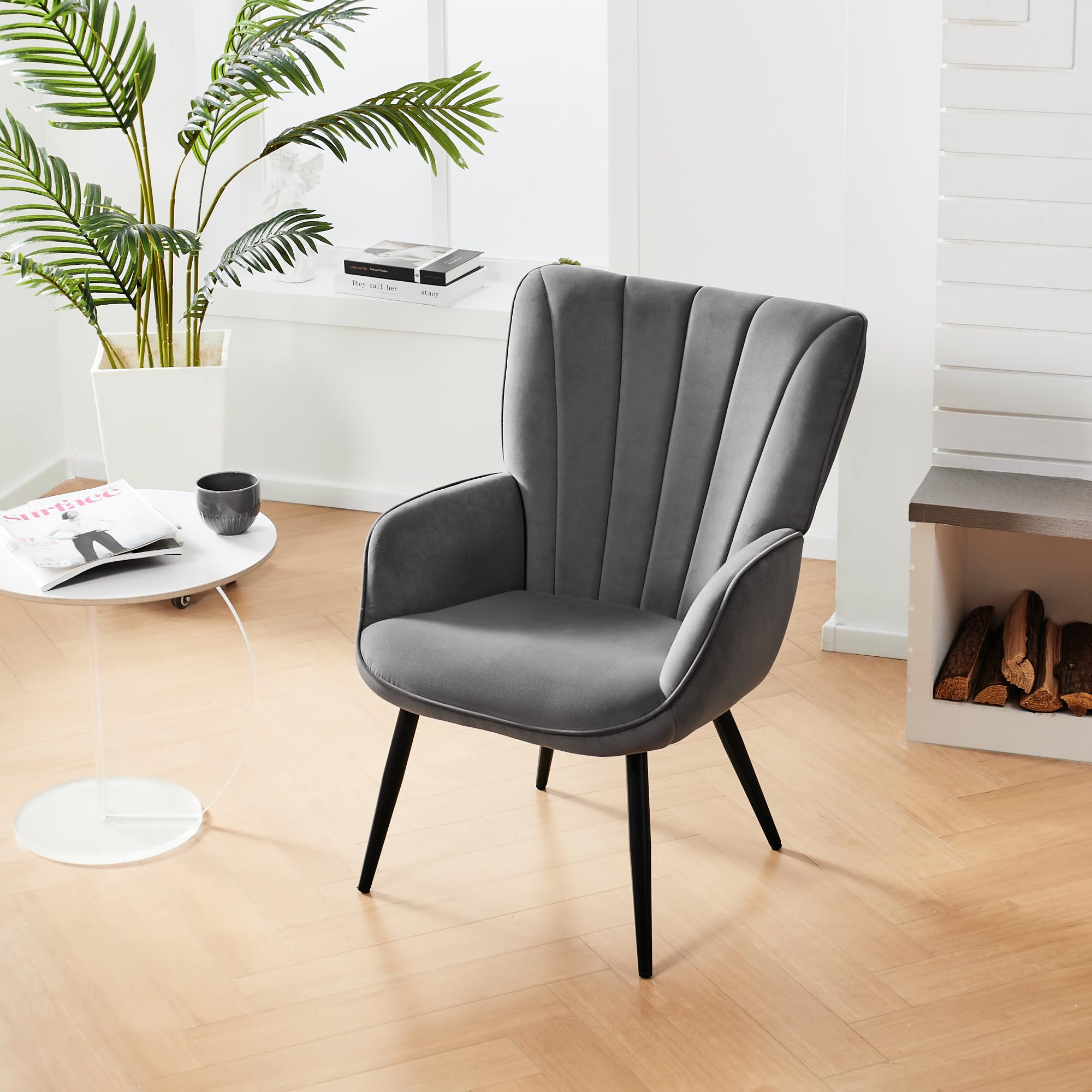 PrimeZone Velvet Accent Chair - Mid Century Modern Wingback Armchair with Metal Legs for Living Room, Bedroom & Home Office | Soft Upholstered Reading Chair in Grey | Perfect for Relaxing, Reading & Enhancing Home Decor
