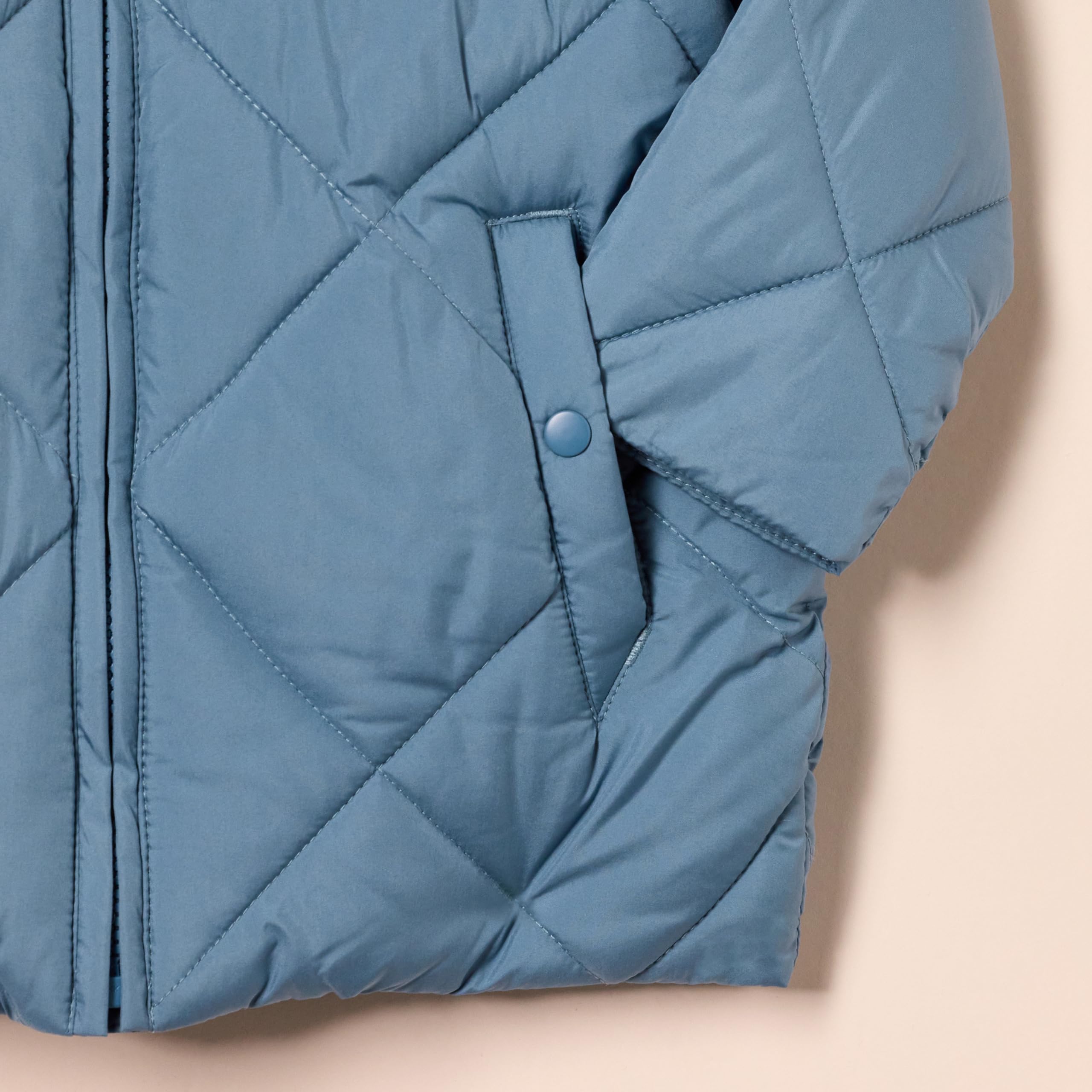 Amazon Essentials Girls' & Toddlers' Long Quilted Puffer Coat - Winter Warm Waterproof Jacket for Kids Outdoor Play, Snow Day & Cold Weather
