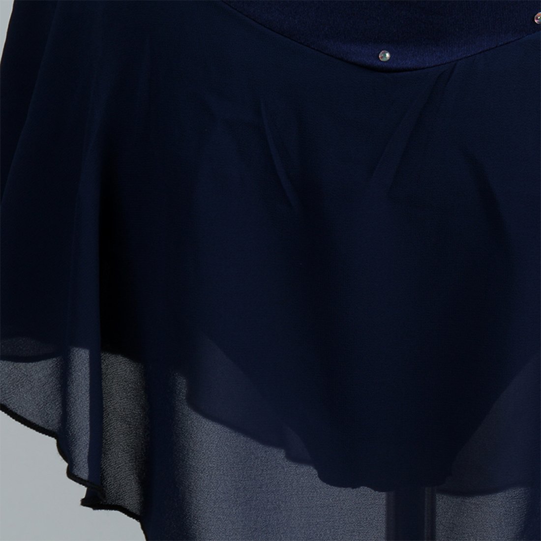 Women's Figure Skating Dress with Long Sleeves - Elegant Performance Costume for Ice Skating Competitions & Practice