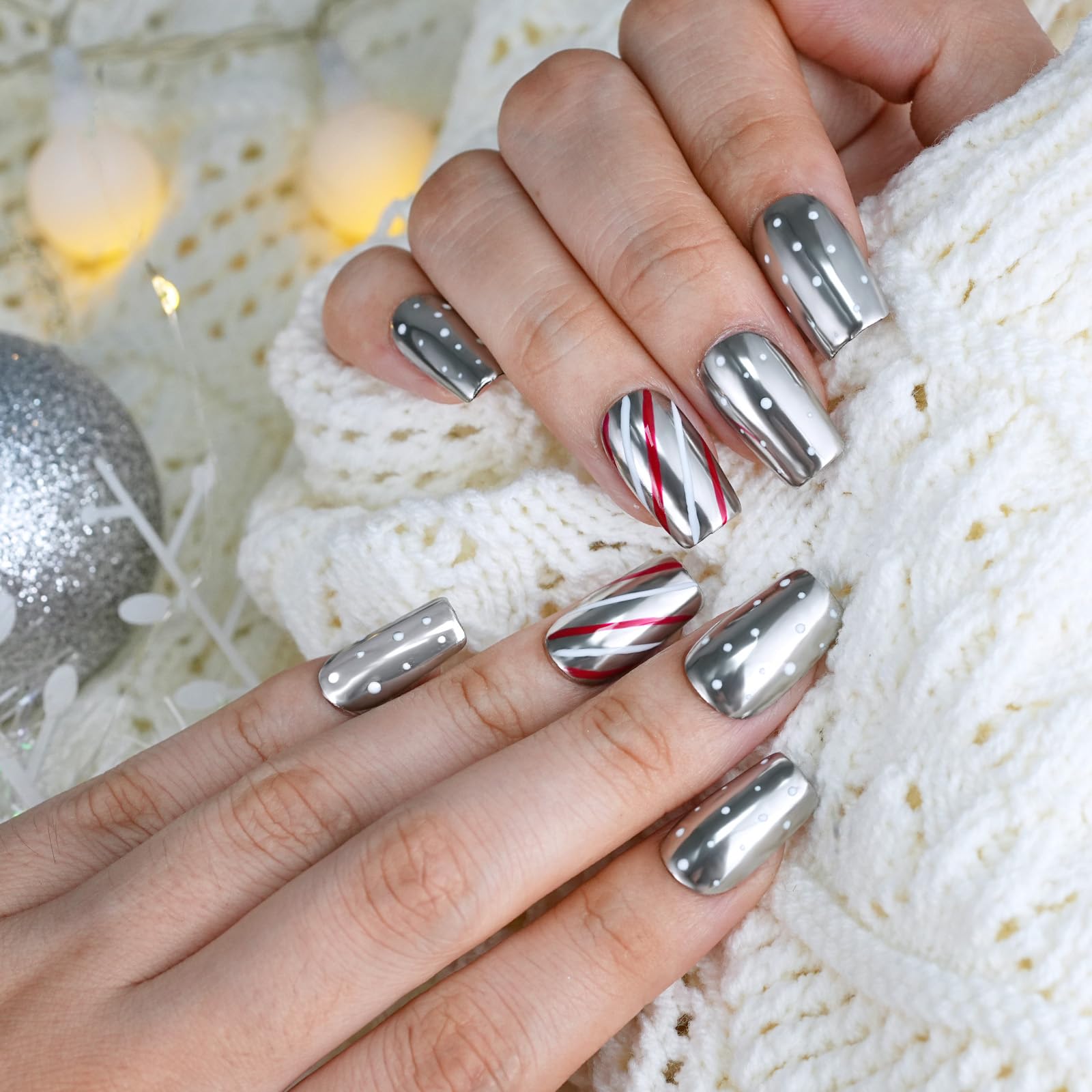 PrettyDiva Chrome Nail Powder - Silver Mirror Effect Metallic Nail Art Powder, Highlight & Shine Chrome Powder for Manicure & Nail Design - Perfect for Gel Polish, Acrylic Nails & DIY Nail Art at Home or Salon