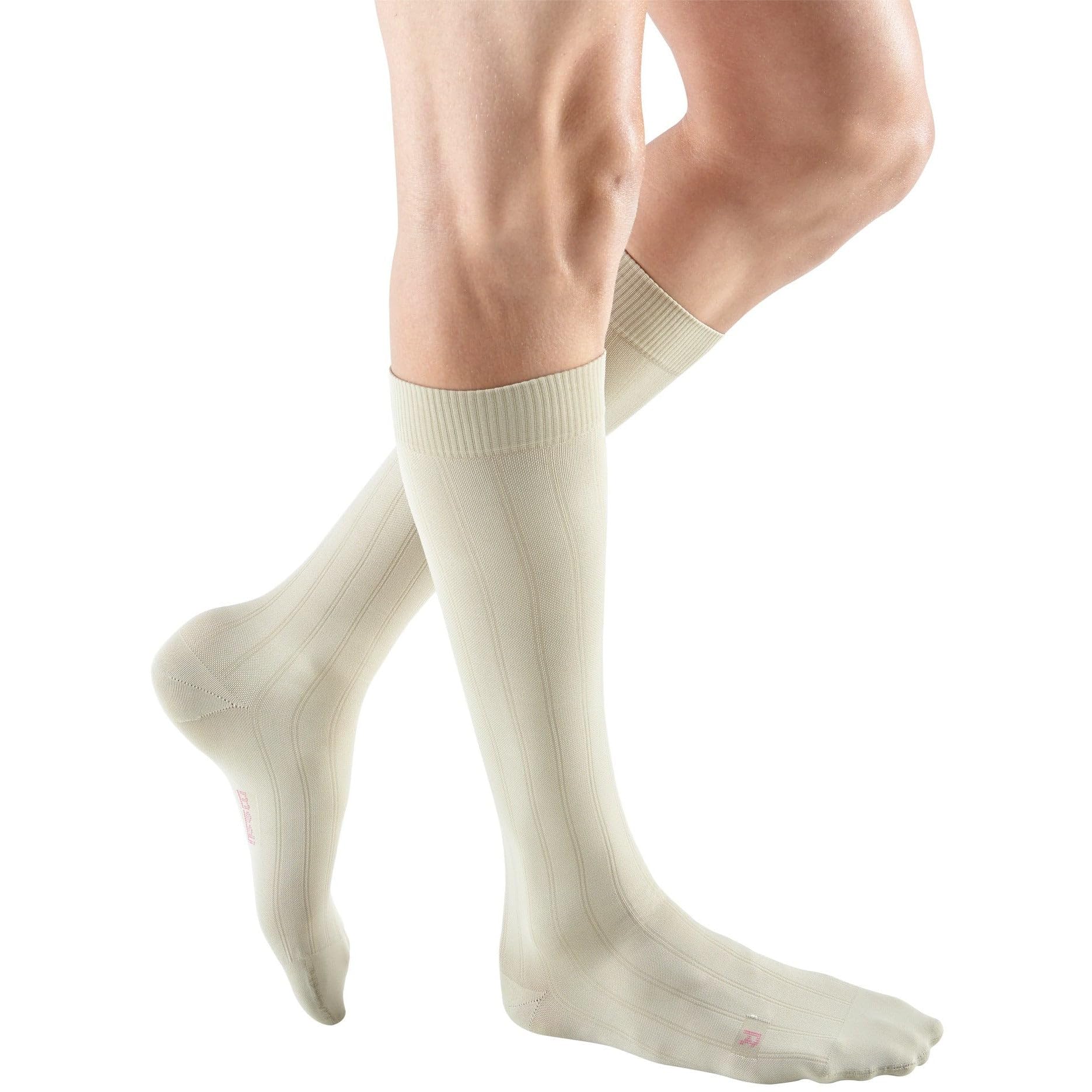 Mediven for Men Classic 20-30 mmHg Calf High Compression Stockings - Closed Toe Leg Circulation Socks for Men, Medical Support & Comfort - Perfect for Travel, Work & Varicose Vein Relief