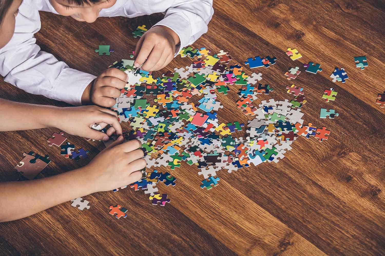 1000-Piece Wooden Jigsaw Puzzle - Fire Truck & Farm Animals (Pig, Cow, Goat, Rooster, Cat) - Perfect Gift for Fireman Dad & Puzzle Lovers - Great for Family Game Night & Stress Relief