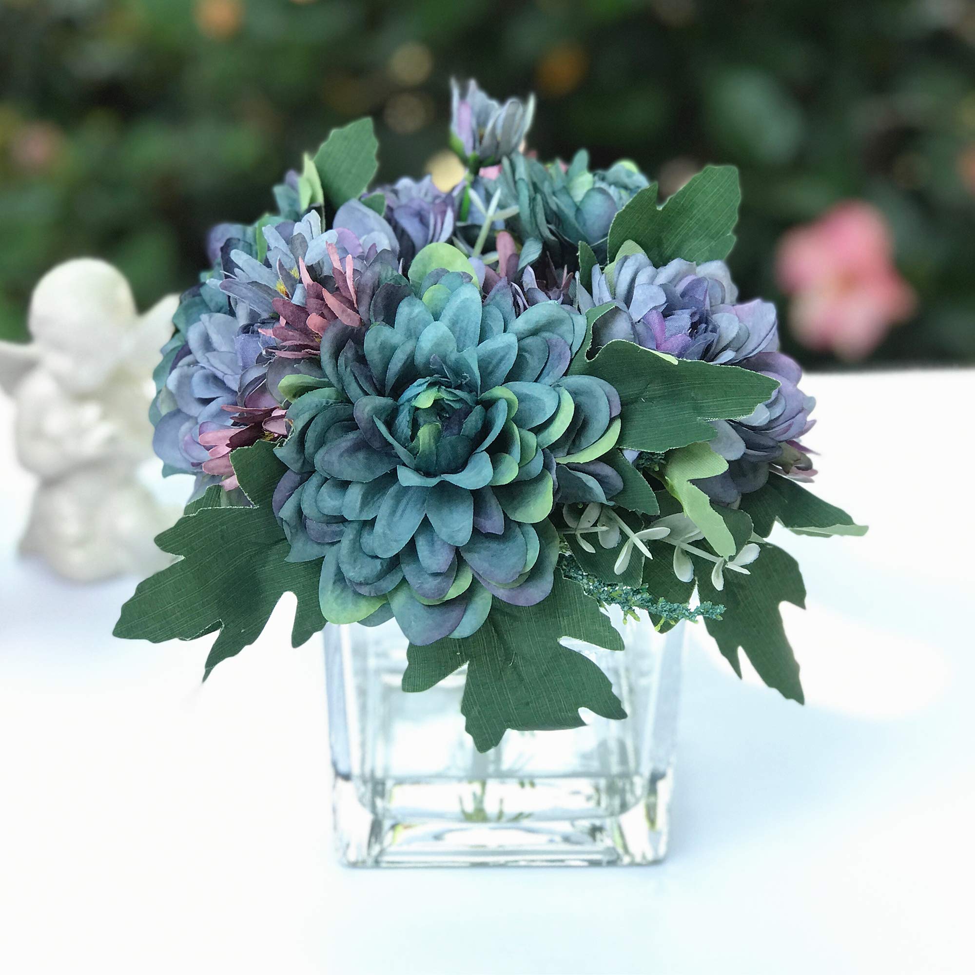 ENOVA HOME Silk Daisy & Mixed Flower Arrangement in Clear Glass Vase with Acrylic Water - Blue Artificial Flowers for Home Decor, Wedding Centerpieces, Office & Tabletop Decoration