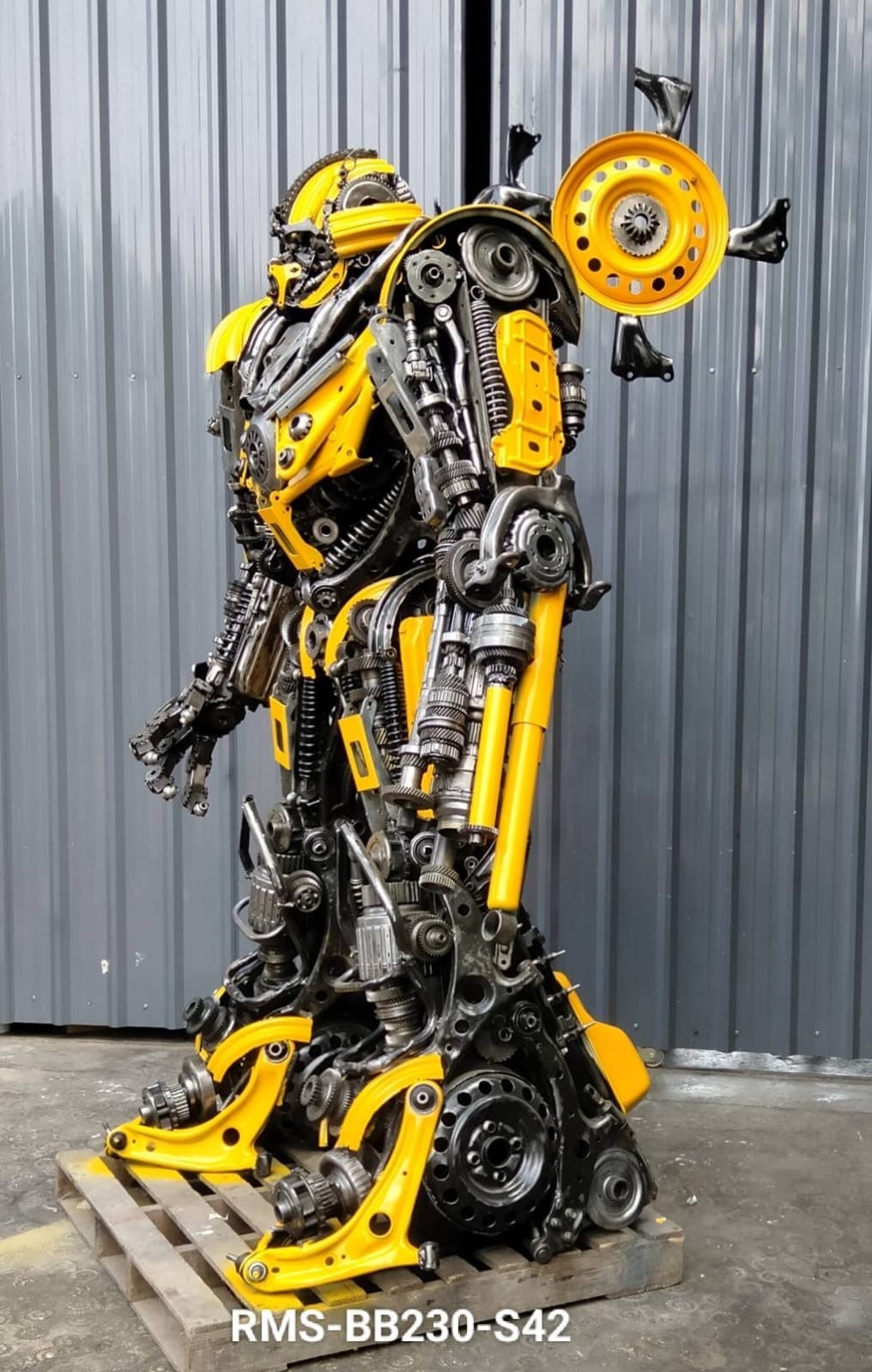 91 Bumblebee Inspired Recycled Metal Art Sculpture - Handmade Eco-Friendly Home Decor for Living Room, Office & Garden - Unique Wall Hanging Gift Idea