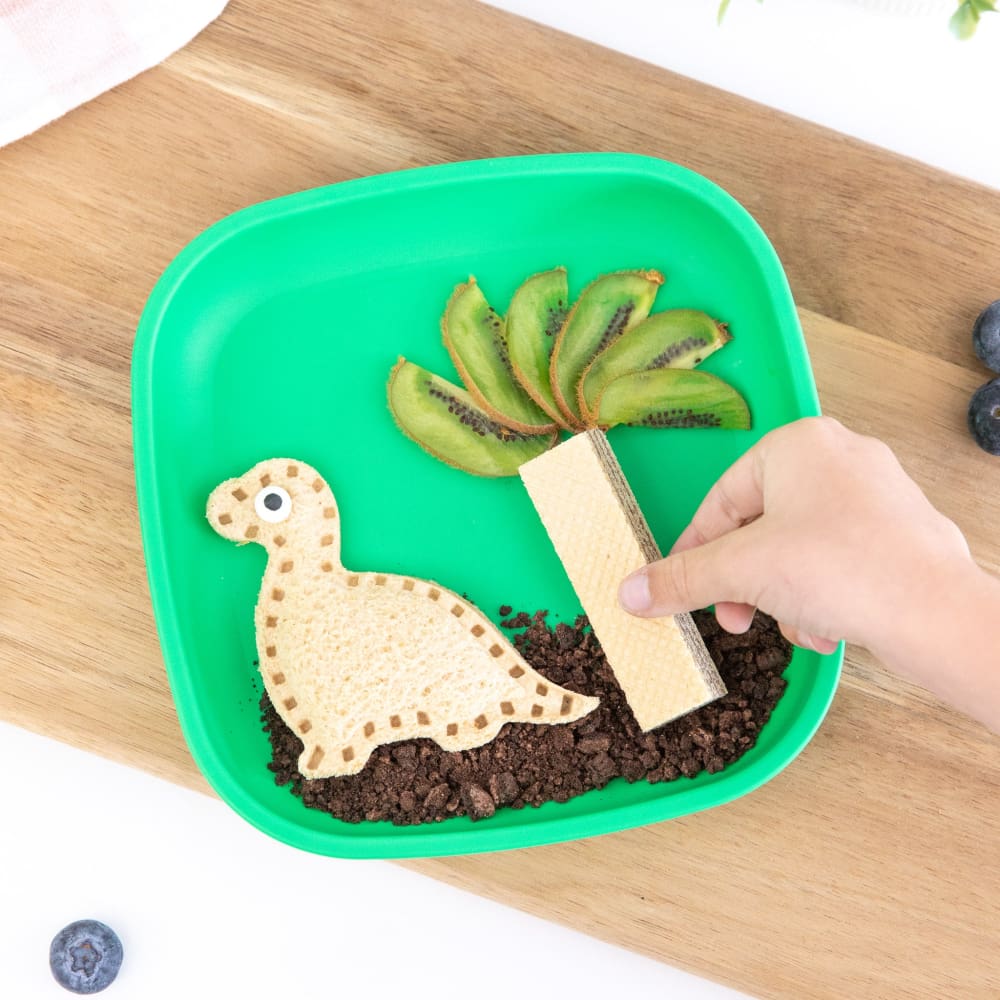 Dinosaur Sandwich Cutters for Kids - Fun Lunch Punch Cut & Crimp Sandwich Pockets - Perfect for School Lunches, Picnics, and Party Snacks