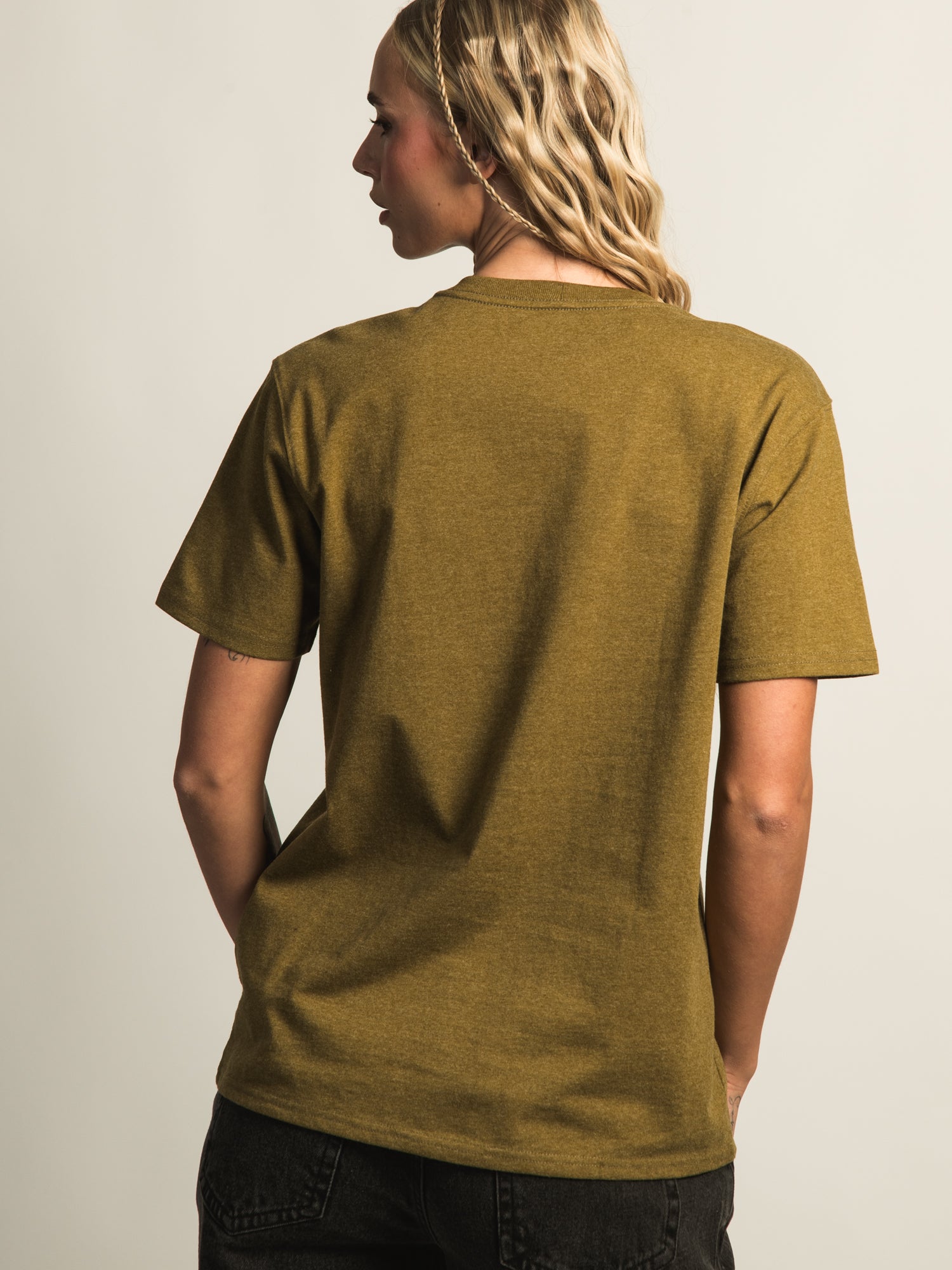 Carhartt Workwear Pocket T-Shirt for Men - Durable Gold Cotton Tee for Construction, Farming & Outdoor Work