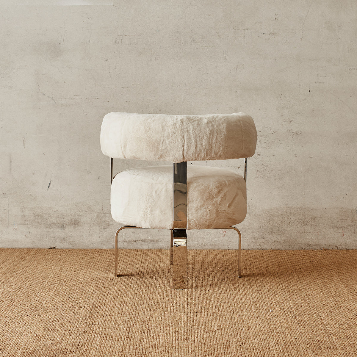 Mcmullin Elba Armchair - Modern Accent Chair for Living Room, Bedroom & Office - Comfortable Upholstered Lounge Chair with Wooden Legs - Perfect for Relaxing, Reading & Decorating Your Home