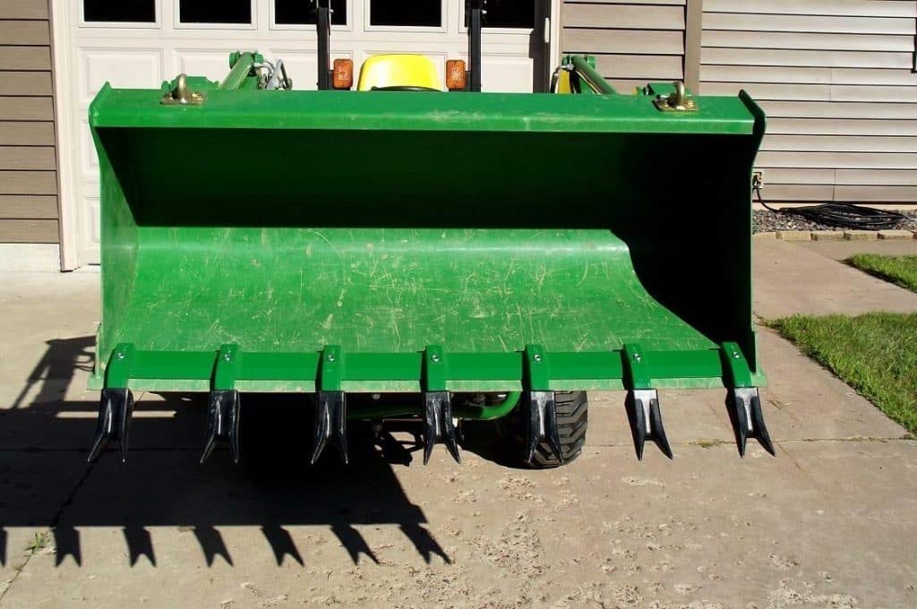 **Heavy Duty Bucket Tooth Bar for Sub-Compact Tractor – 57 Inch Green Replacement Edge, Fits 1/2