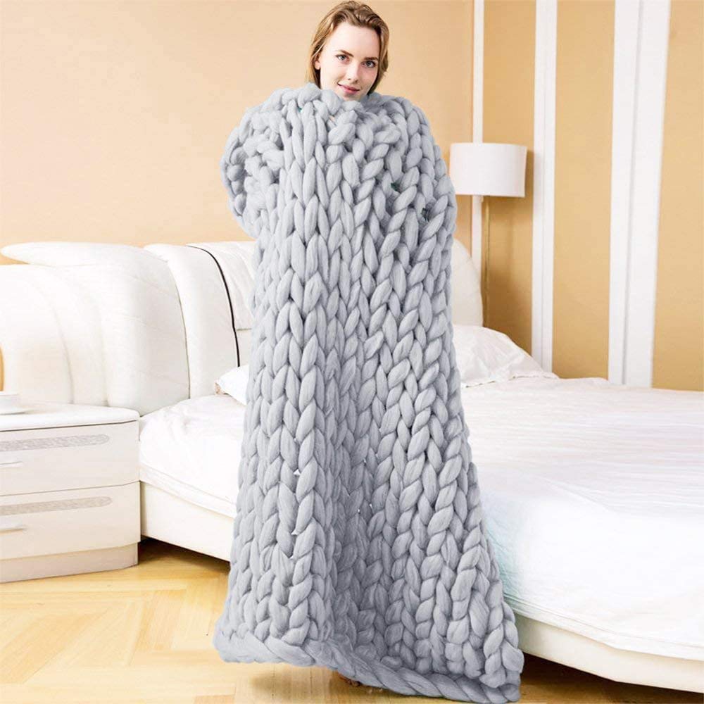 Soft Chunky Knit Blanket - Handmade Thick Knitted Throw for Couch, Sofa & Chair - Cozy Home Decor Gift in Light/Dark Gray - Perfect for Living Room, Bedroom & Winter Snuggling