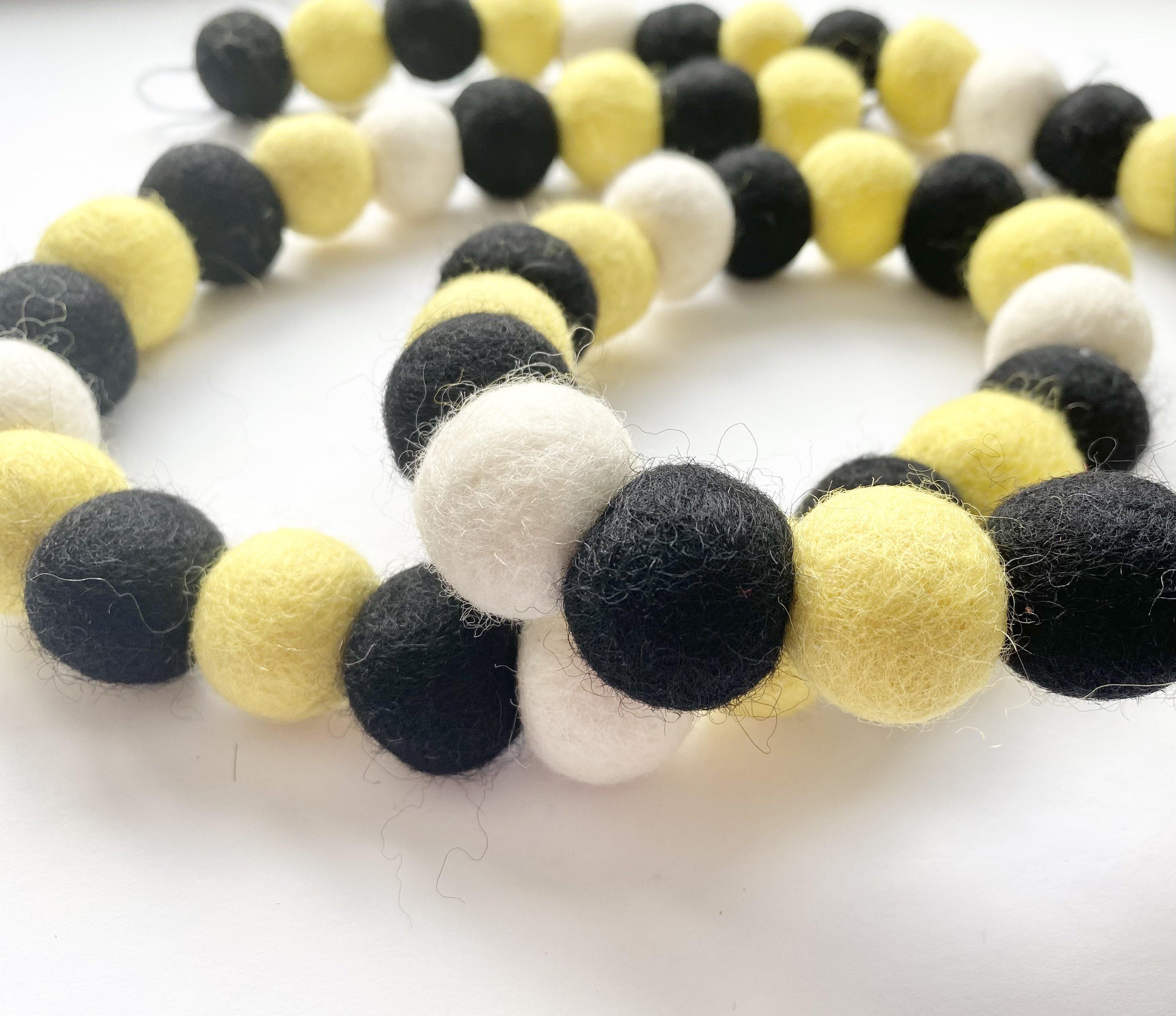 Beautiful Honey Bee Garland Decor - Handmade Bee-Themed Party & Nursery Wall Hanging - Perfect for Baby Showers, Spring Weddings & Garden Parties