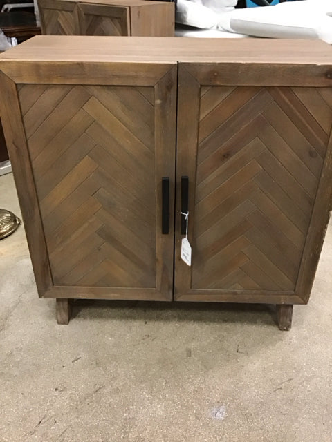 Stylish Herringbone Pattern 2-Door Cabinet for Living Room, Bedroom & Entryway Storage - Modern Wooden Wardrobe with Adjustable Shelves
