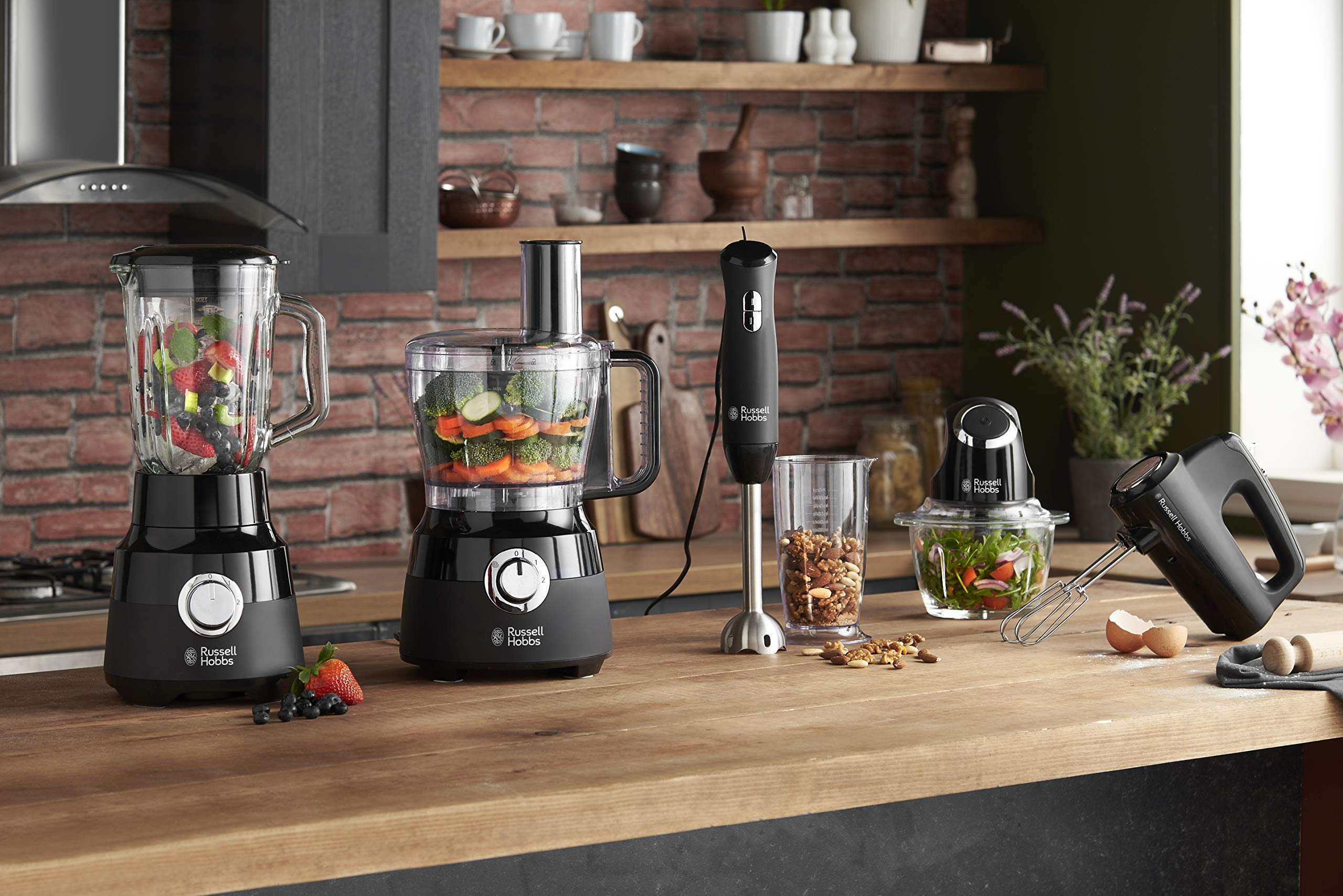Russell Hobbs Desire 600W Electric Food Processor with 1.5L Bowl & Stainless Steel Blades - Includes Reversible Slicing/Shredding Disk, Dough Hook & Creaming Disk - Perfect for Chopping, Mixing & Baking at Home