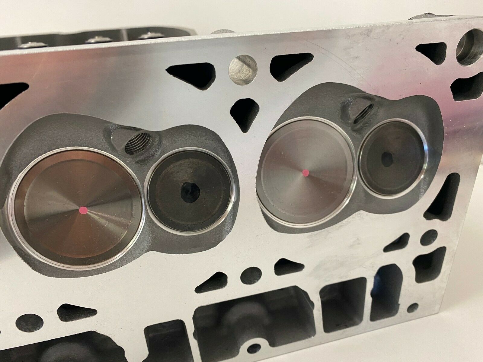 Genuine GM Holden Commodore VZ VE VF L76 L98 L77 LS3 V8 Cylinder Heads - High Performance Engine Parts for Racing & Restoration Projects