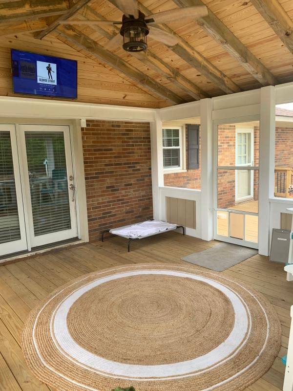 Handmade Natural Jute Round Area Rug - 6x6 Feet Beige with White Border, Braided Home Decor Rug for Living Room, Bedroom & Boho Style Spaces | VP JR51