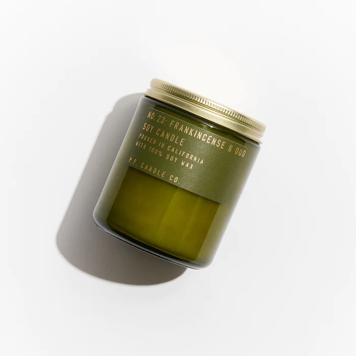 Premium 7.2oz Frankincense & Oud Scented Soy Candle - Handmade Natural Wax Candle for Relaxation, Meditation, and Aromatherapy - Perfect for Home, Office, and Spa Decor