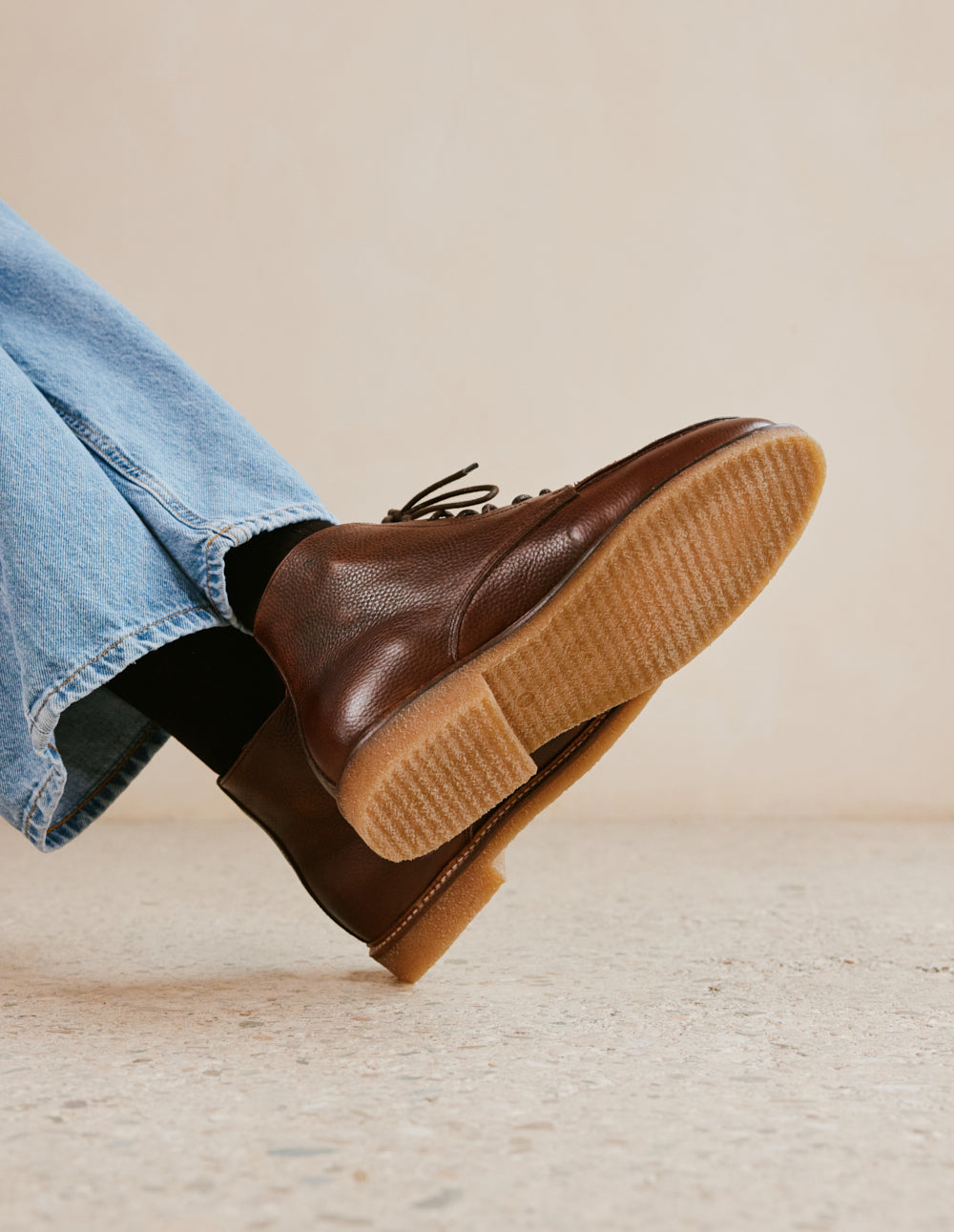 Hugo Brown Pull-Up Grain Leather Ankle Boots for Women - Stylish & Comfortable for Fall, Winter & Everyday Wear