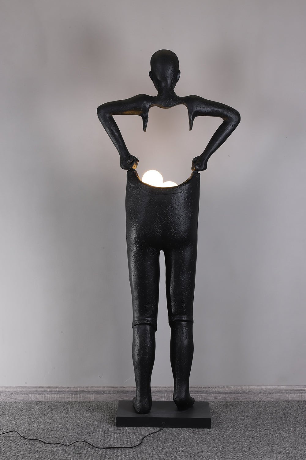 Modern Carrier Sculpture Floor Lamp - Adjustable LED Standing Light for Living Room, Bedroom & Office - Elegant Home Decor & Ambient Lighting