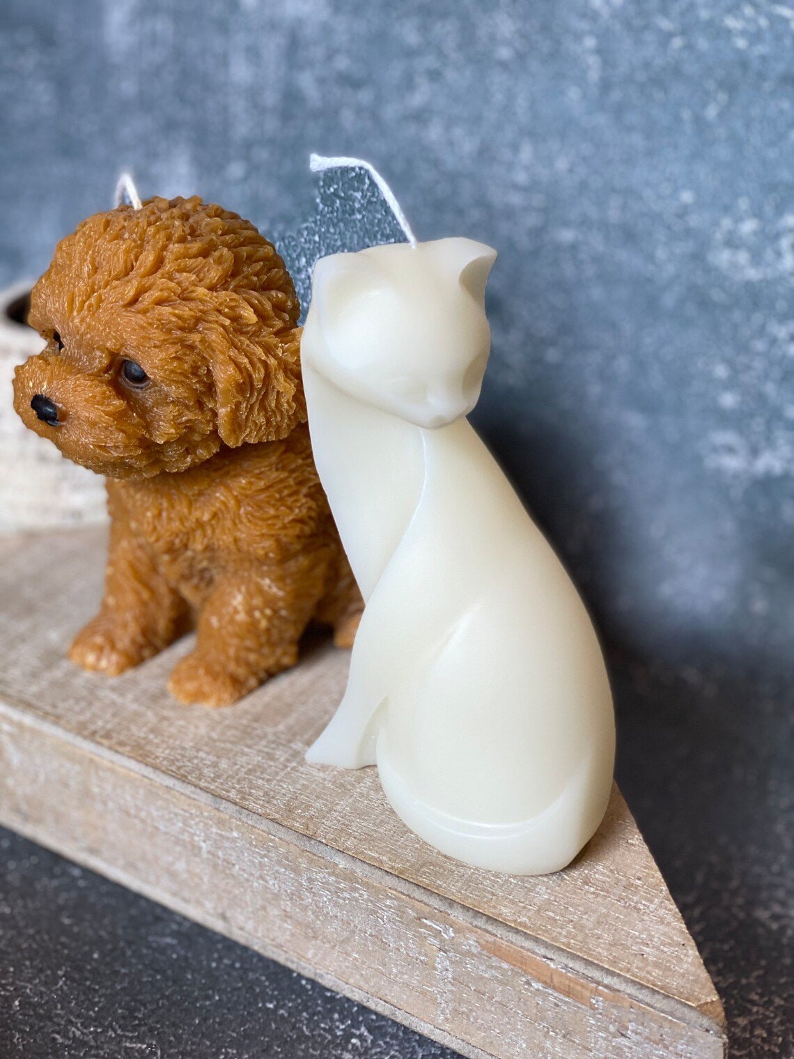 Large Puppy Candle - Handmade Soy Wax Candle for Home Decor, Gifts & Relaxation - Perfect for Living Room, Bedroom & Romantic Ambiance