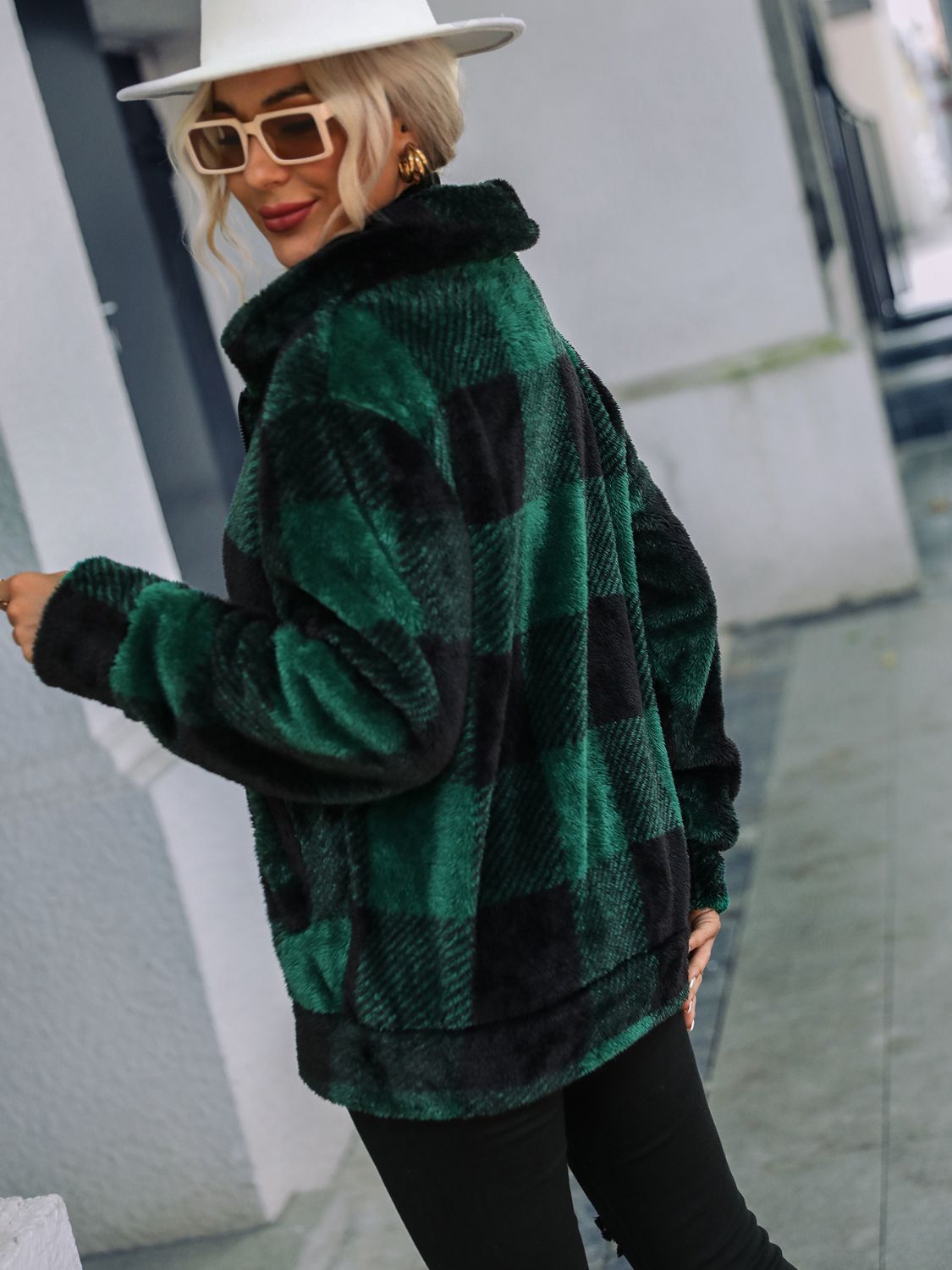 Stylish Plaid Zip-Up Collared Jacket for Men & Women - Perfect for Fall Outfits, Casual Wear & Outdoor Activities