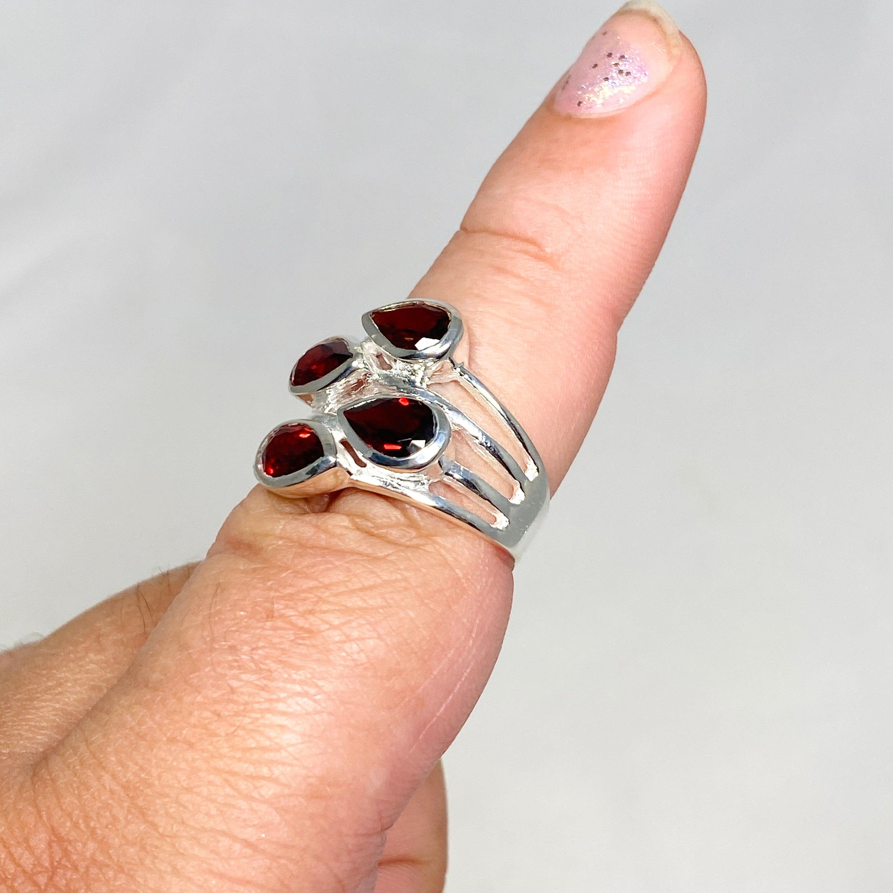 Garnet Multi-Stone Faceted Teardrop Ring R3815 - Elegant Jewelry for Women, Perfect for Weddings, Parties & Special Occasions