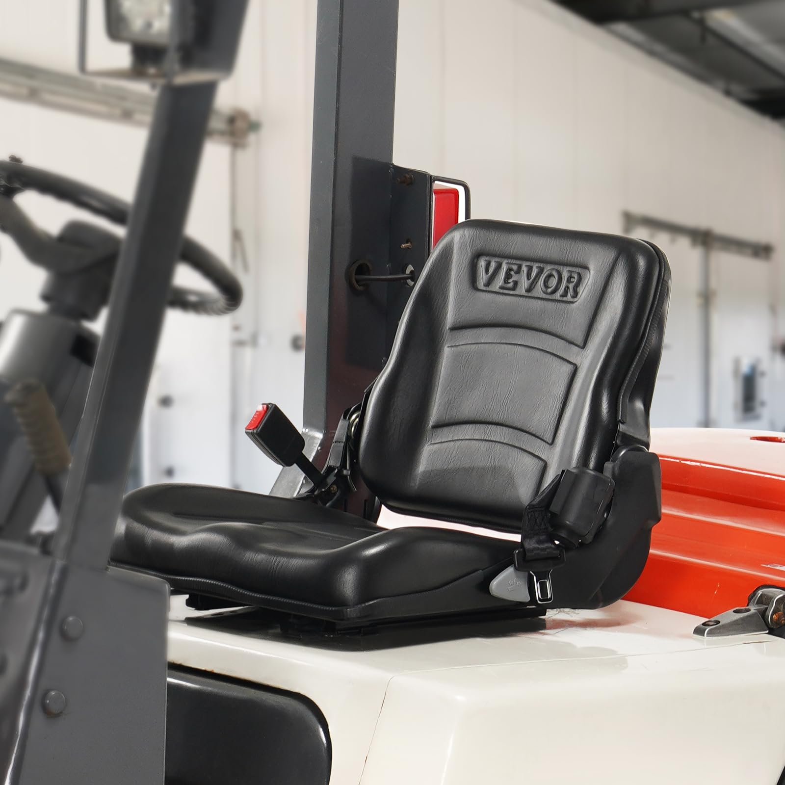 VEVOR Universal Forklift Seat - Adjustable Angle Back, Micro Switch & Retractable Seatbelt - 6.3-13.4