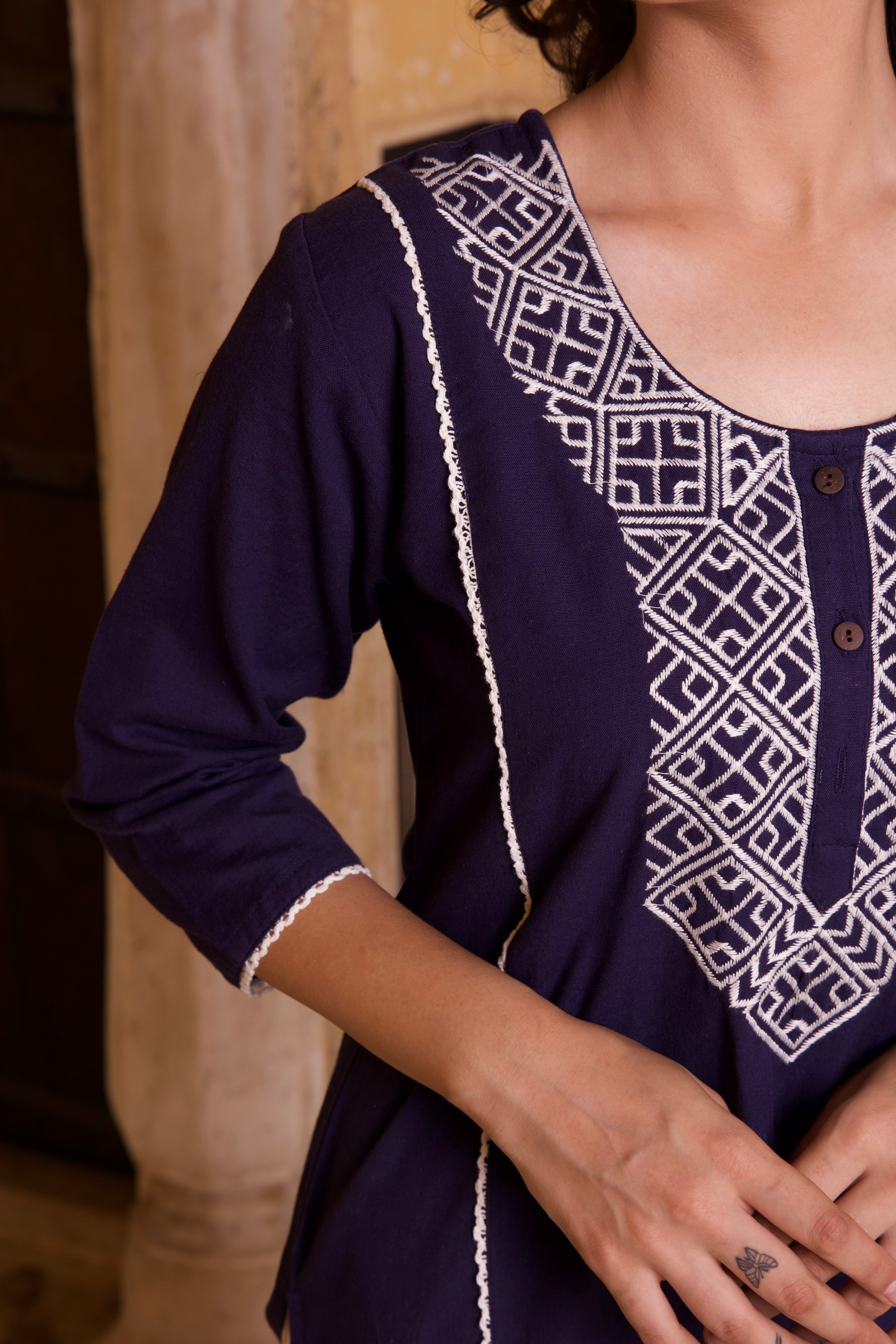 Stylish and Elegant Women's Kurta Set - Traditional Indian Ethnic Wear for Festivals, Parties & Casual Outings