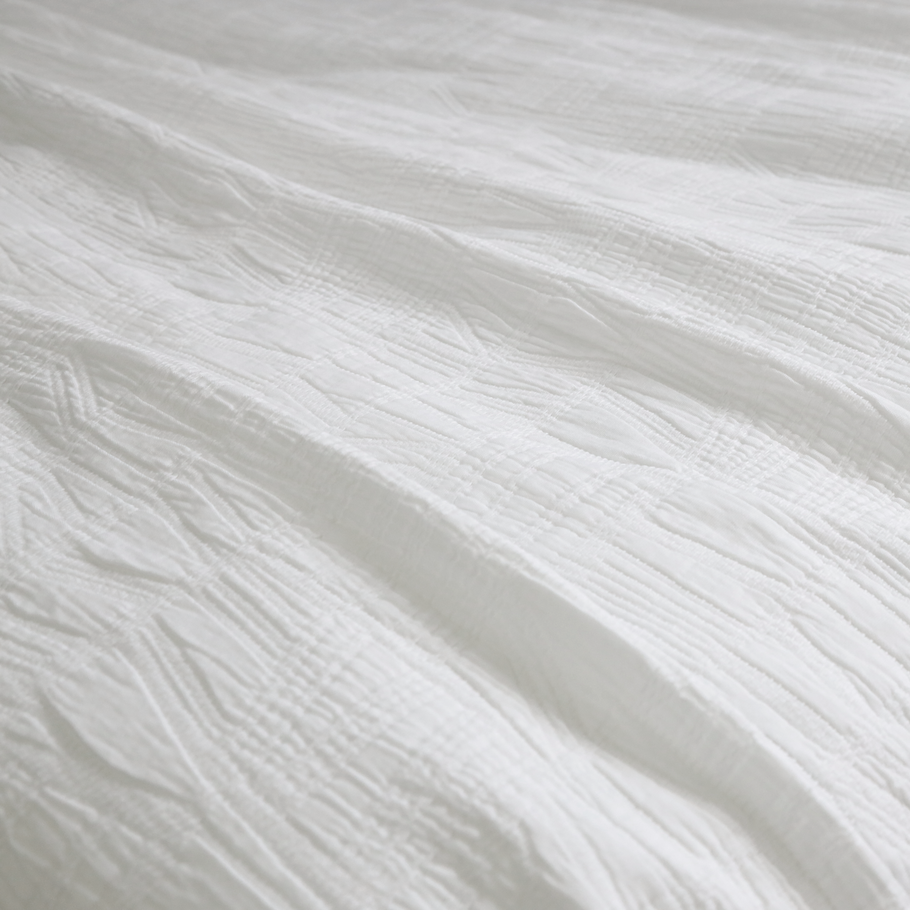 Luxury Harbour Matelasse Quilted Bedspread - Soft & Elegant Coverlet for Bedroom Decor - Perfect for Master Bedroom, Guest Room, or Hotel Use