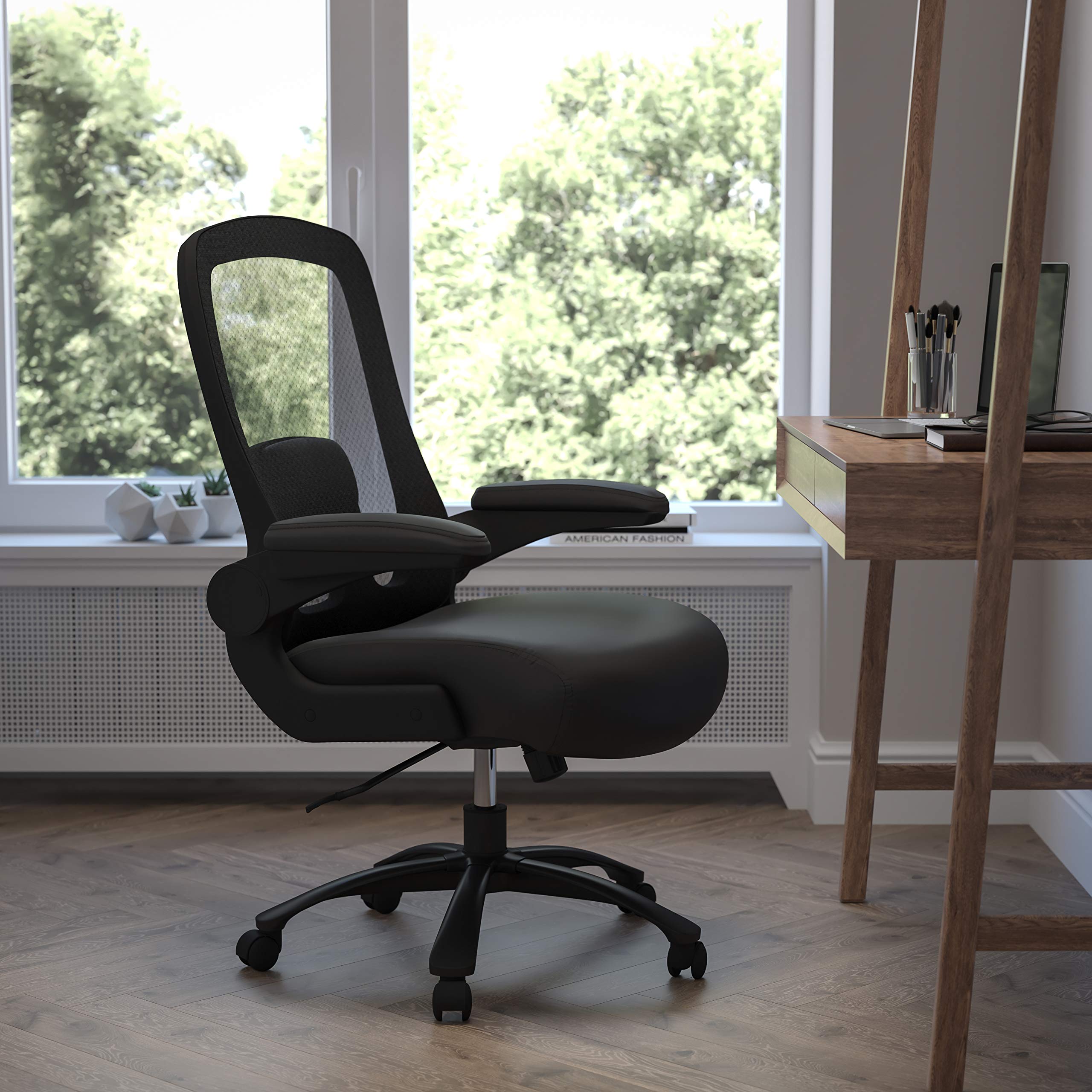 500 lb. Capacity Big & Tall Black Mesh & LeatherSoft Ergonomic Office Chair with Lumbar Support - Heavy Duty Executive Chair for Home & Office Workspaces