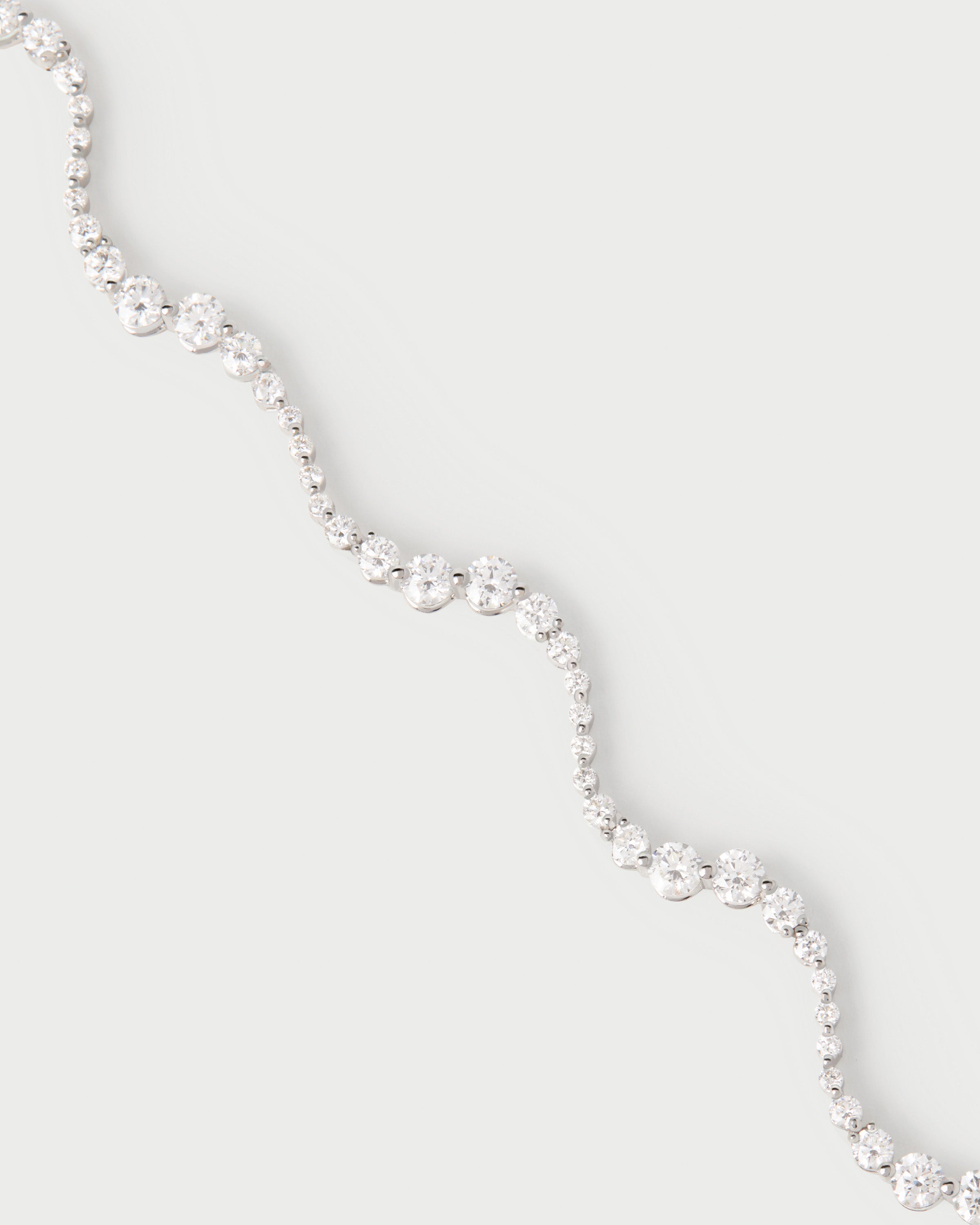 Elegant White Gold Diamond Venus Choker Necklace - Perfect for Weddings, Parties & Special Occasions