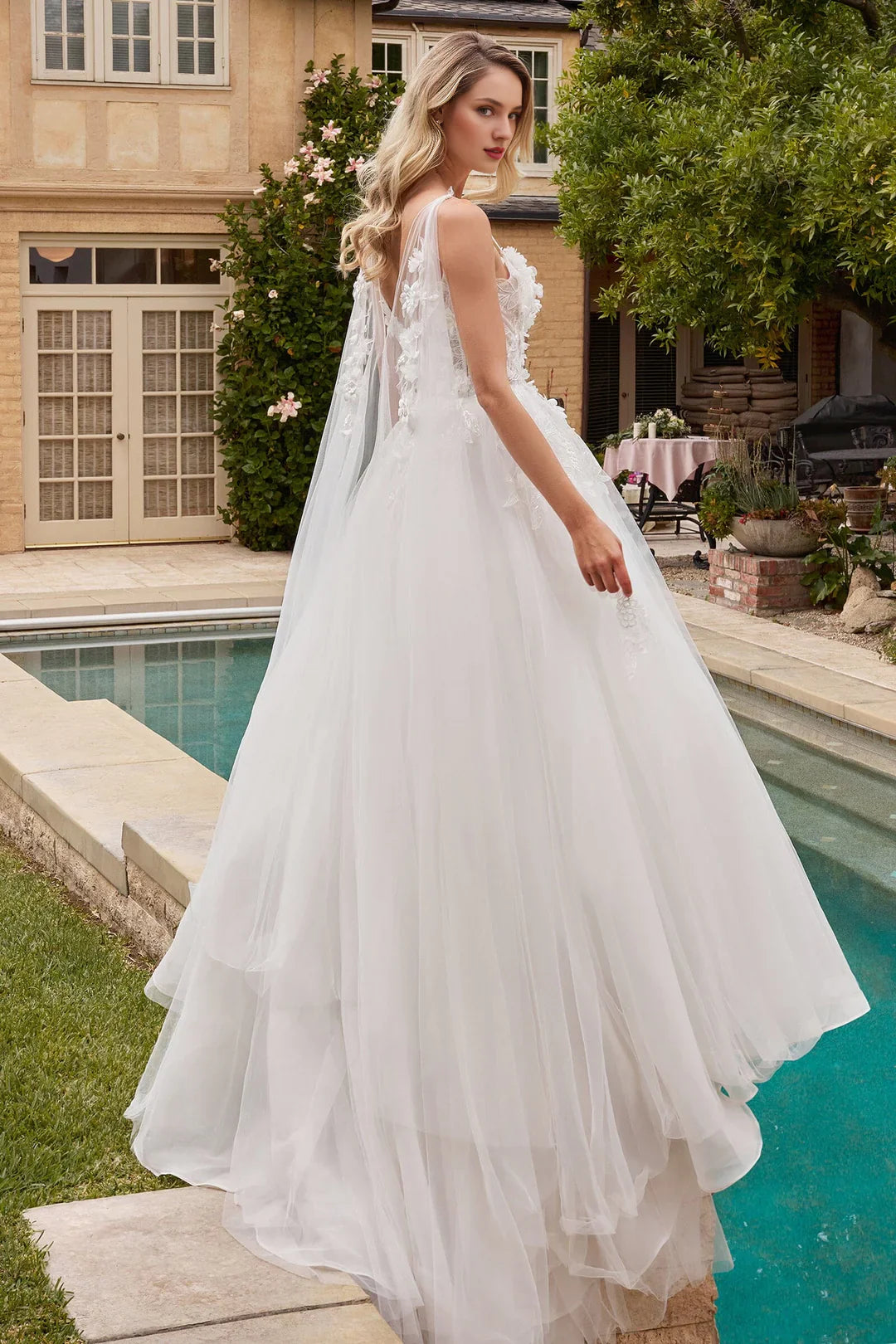 Elegant 3D Floral Decal Long Sleeveless Cape Wedding Dress - Perfect for Bridal Gowns, Evening Gowns & Formal Occasions
