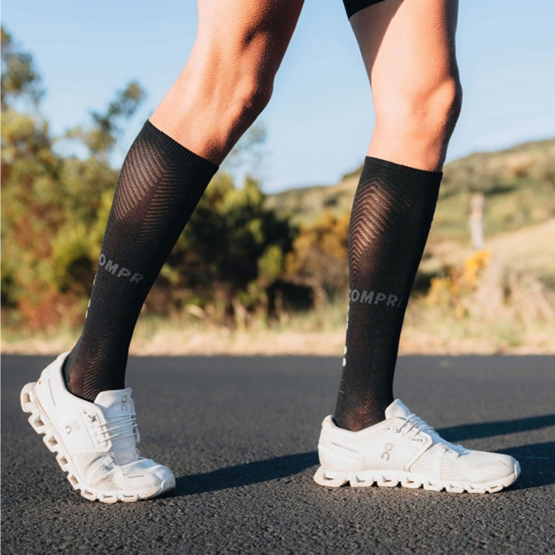 Compressport Unisex Oxygen Full Socks - Performance Running & Athletic Compression Socks for Men & Women - Ideal for Marathon, Gym Workouts & Sports Recovery