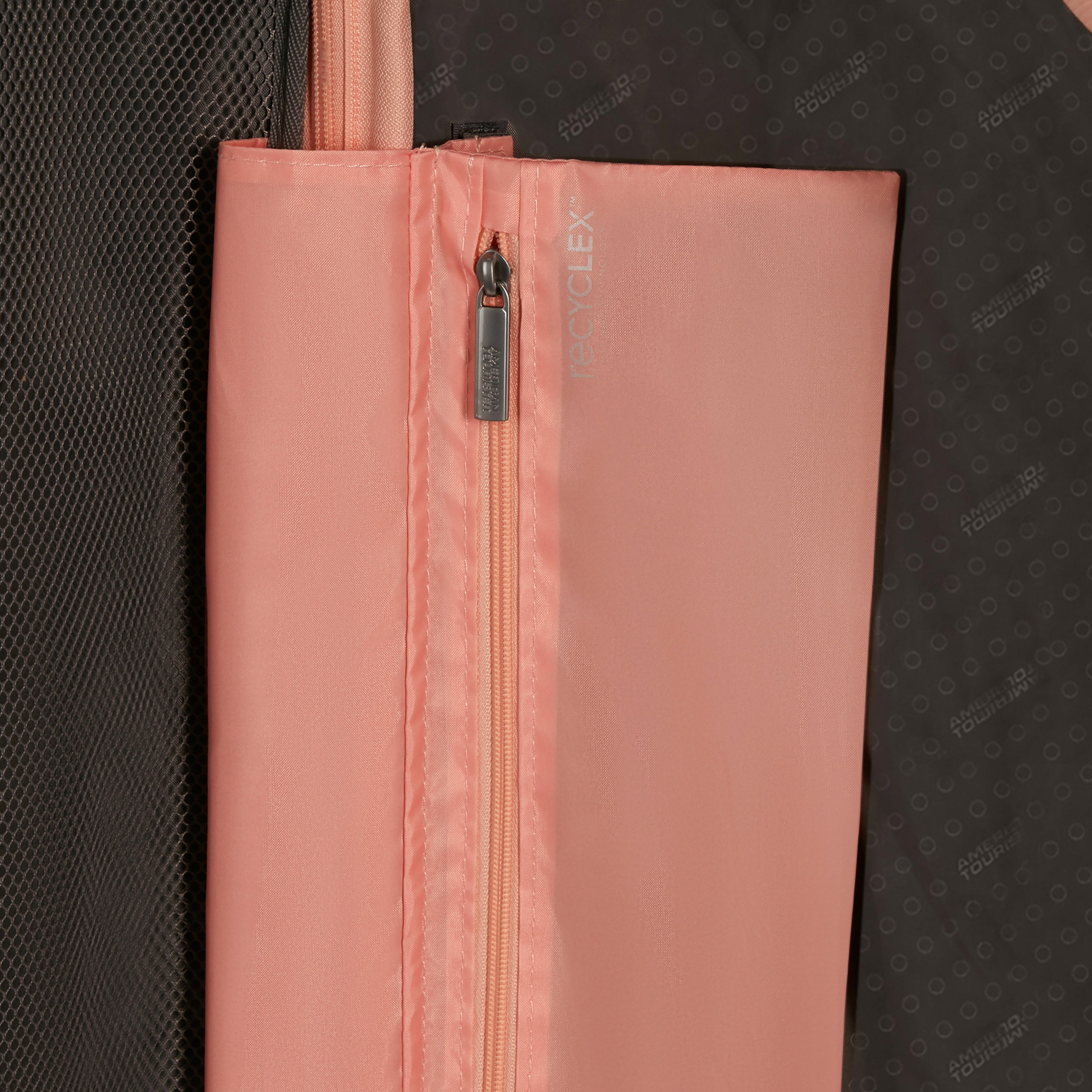 American Tourister StarVibe Spinner Medium Expandable Luggage - Metallic Peach | Lightweight Suitcase for Travel, Business Trips & Vacations | Durable Hardshell Carry-On with 360° Wheels