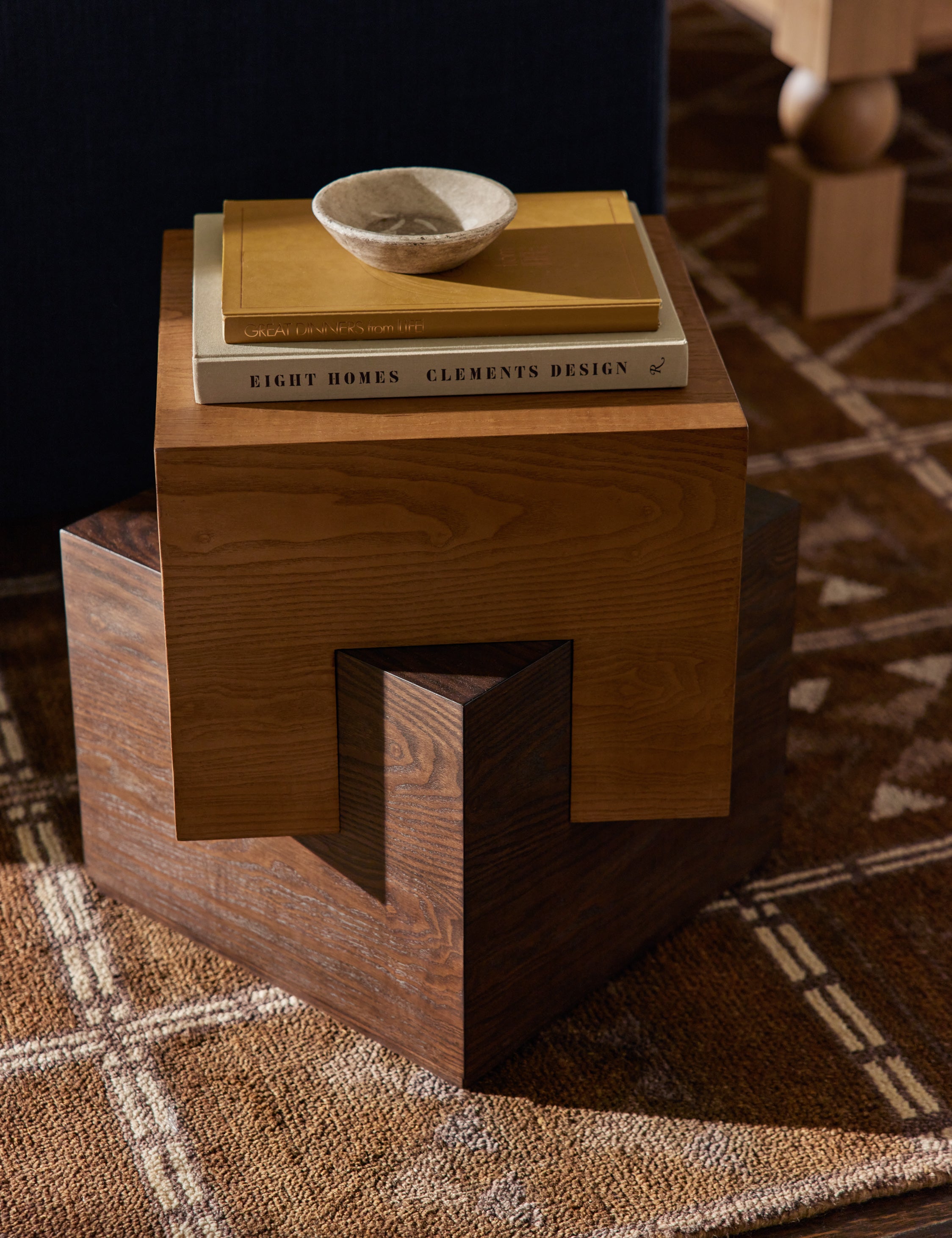 Modern Brayden Side Table - Nightstand with Storage Shelf, Bedside End Table for Living Room, Bedroom & Office - Stylish & Functional Home Decor